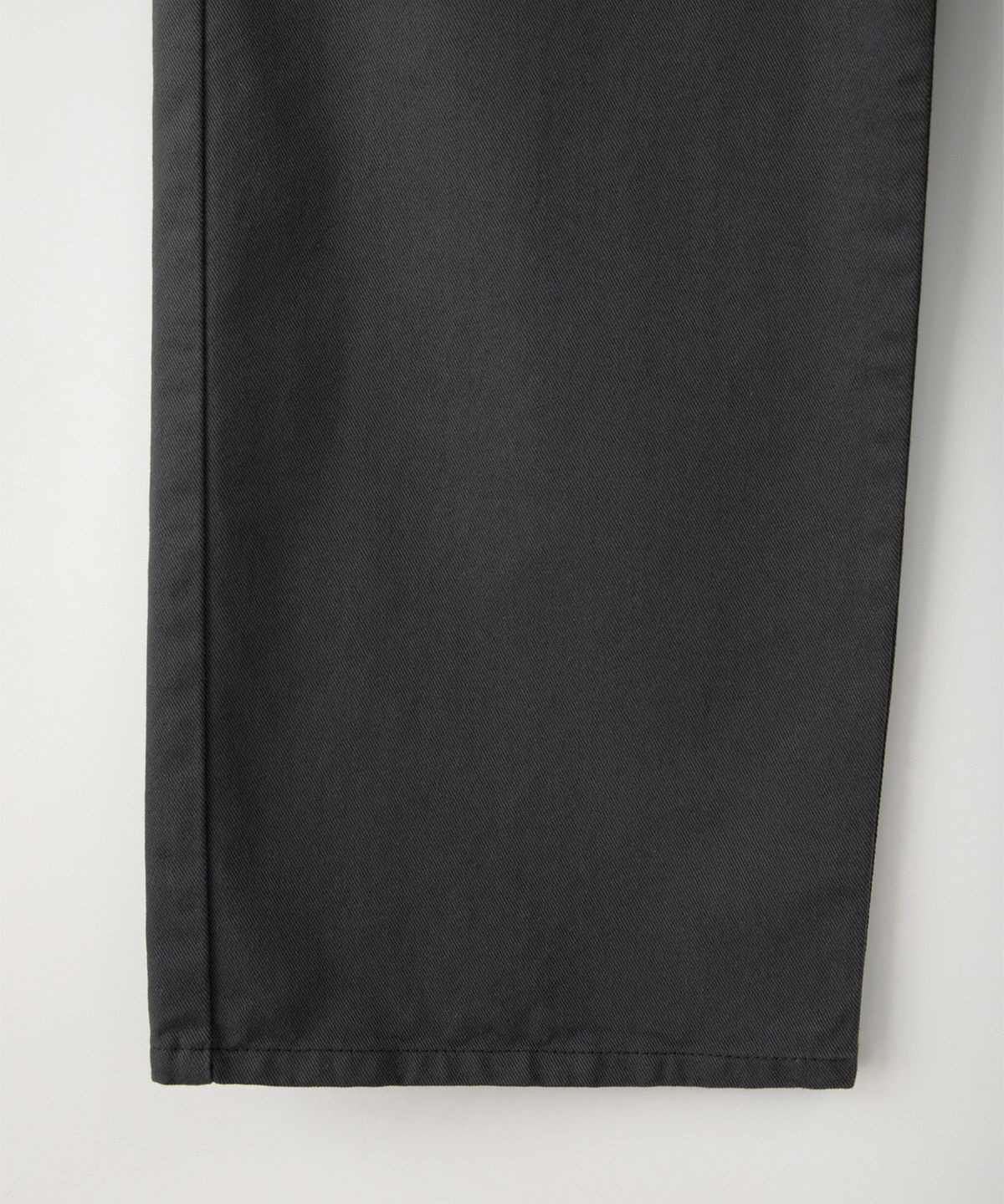 썸웨어버터(SOMEWHEREBUTTER) Jeep Wide Cargo Pants - Charcoal