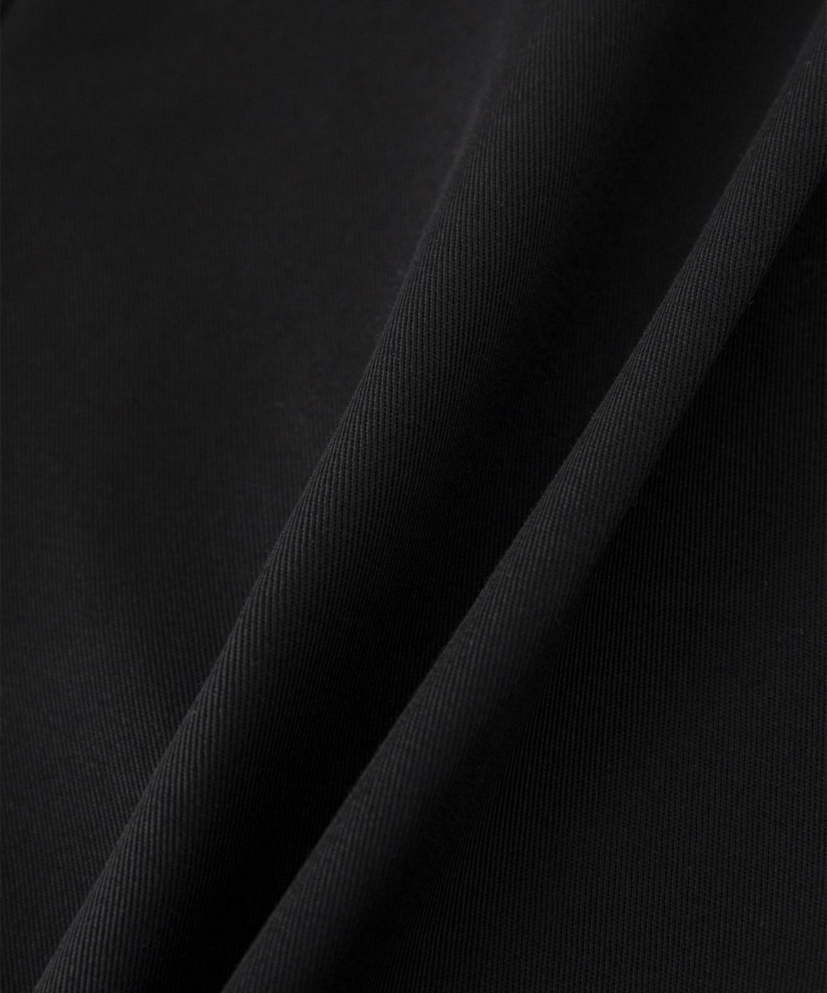 썸웨어버터(SOMEWHEREBUTTER) Dave Cotton Short Pants - Black