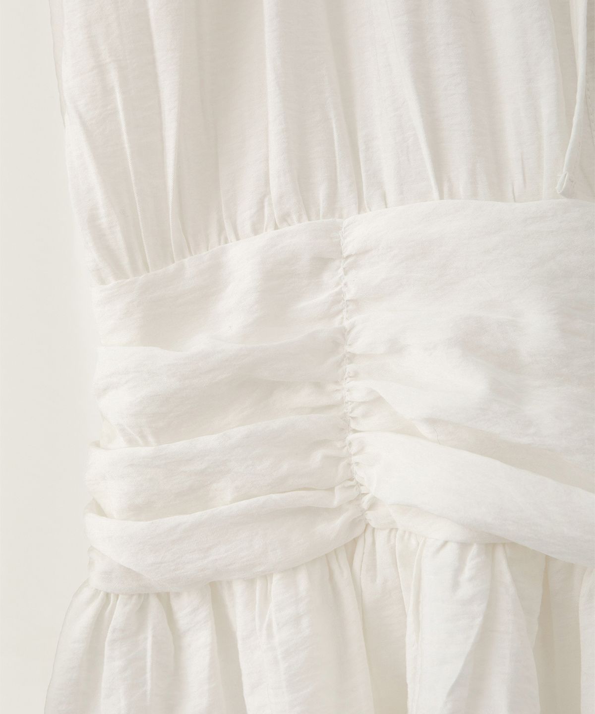 썸웨어버터(SOMEWHEREBUTTER) Della Mini Dress - Ivory