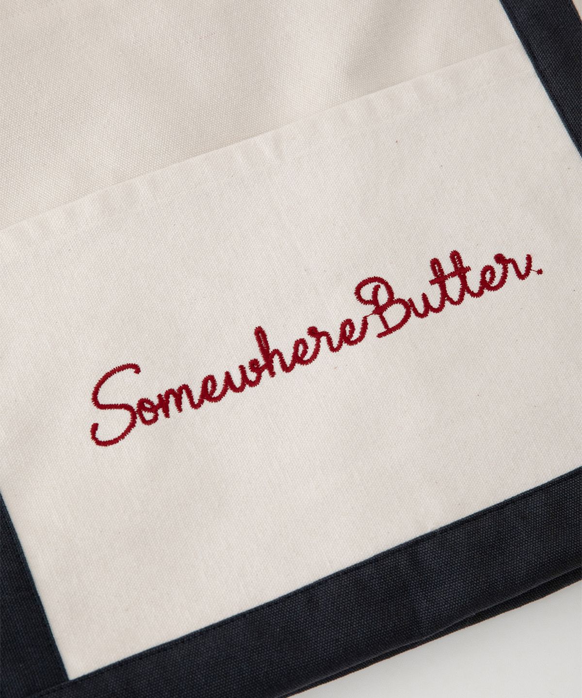 썸웨어버터(SOMEWHEREBUTTER) Check Letter Reversible Bag - Ivory(Navy)