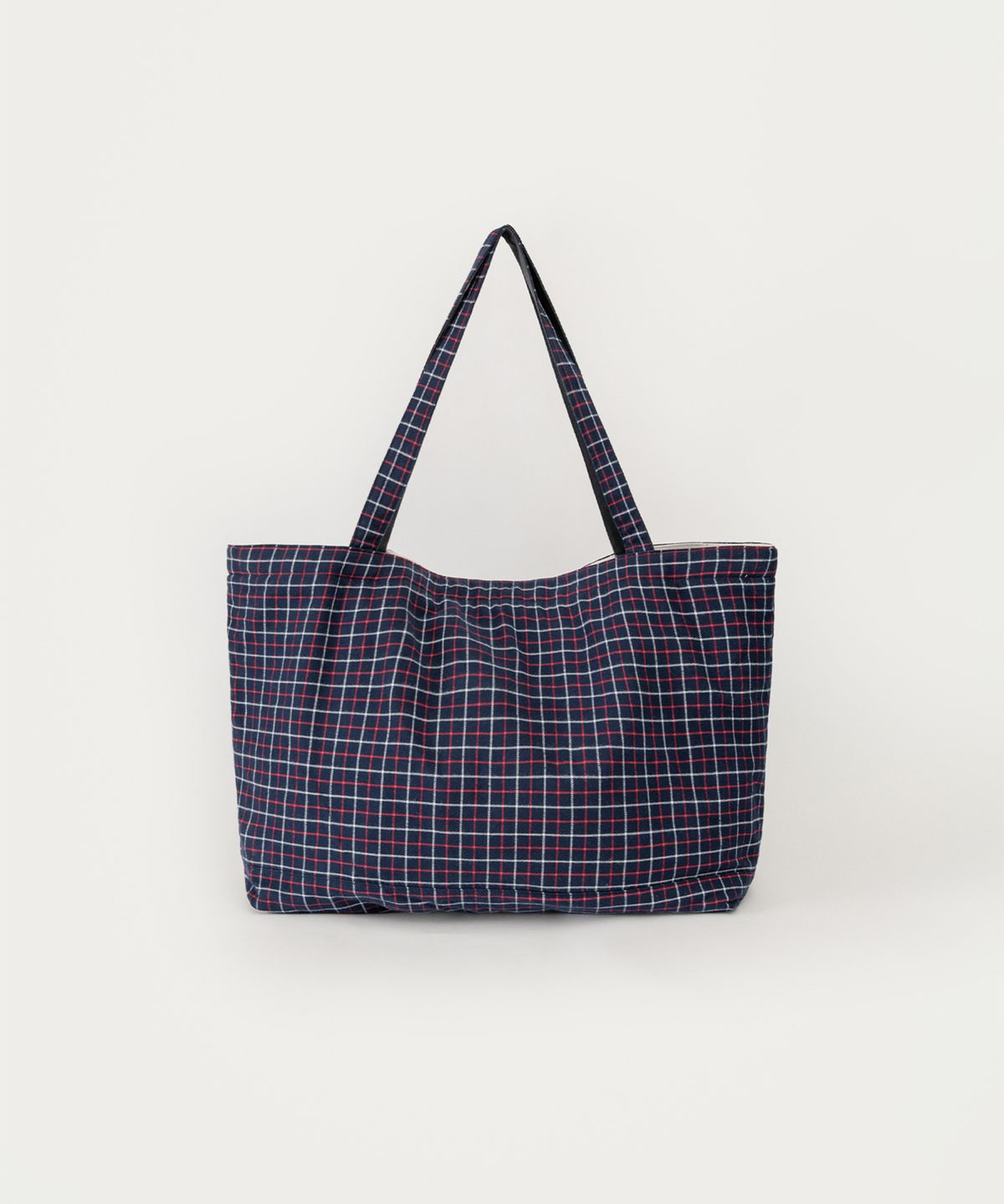 썸웨어버터(SOMEWHEREBUTTER) Check Letter Reversible Bag - Ivory(Navy)