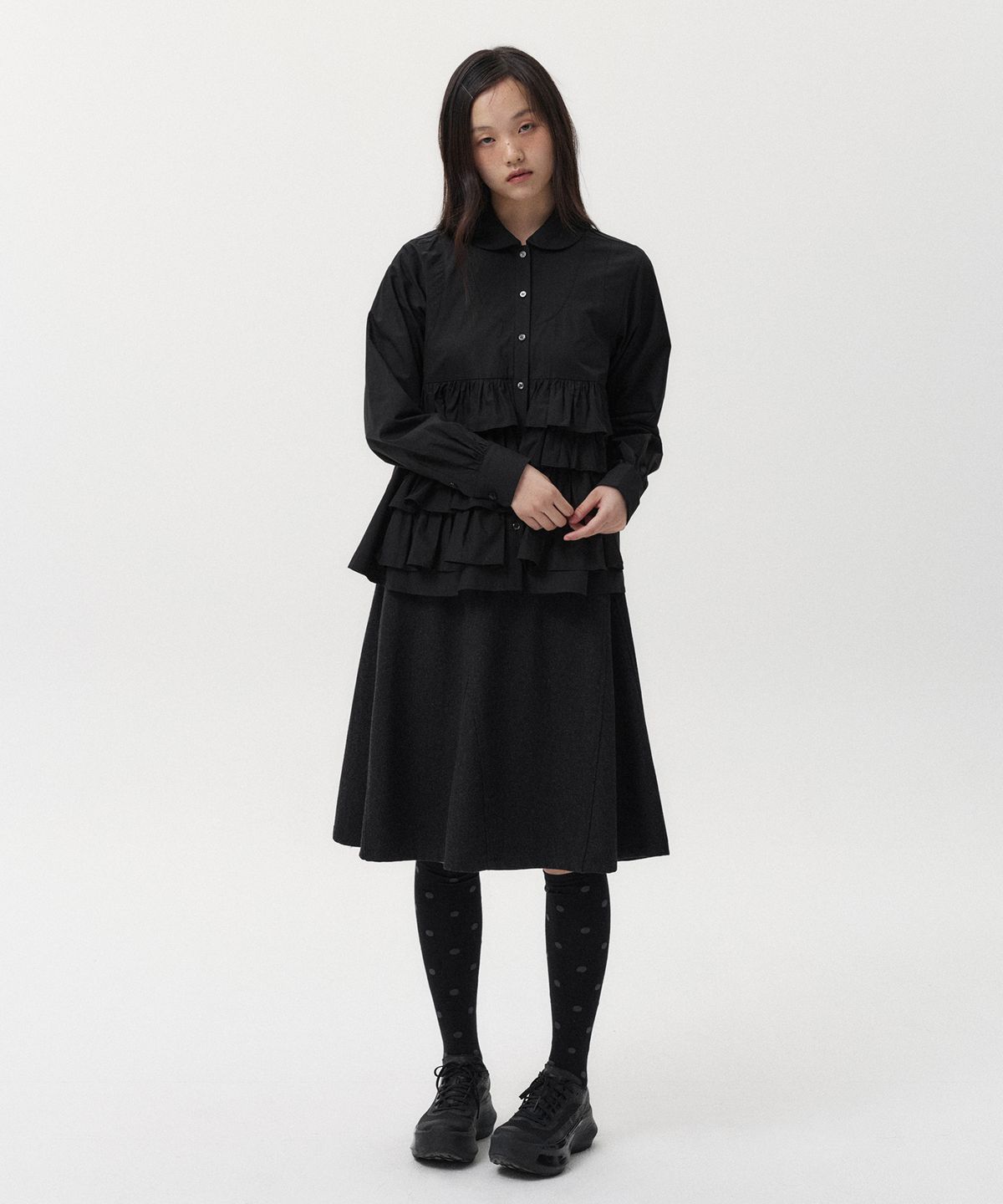오헤시오(OHESHIO) DOT KNEE SOCKS, BLACK