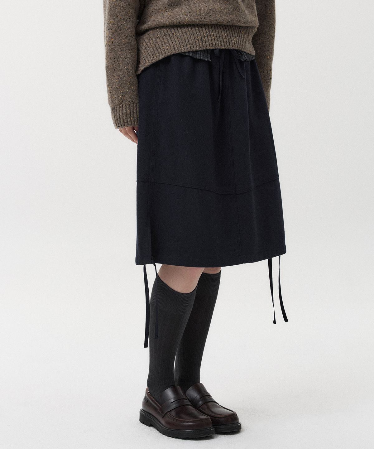 오헤시오(OHESHIO) STRIPED RIB SOCKS, BLACK