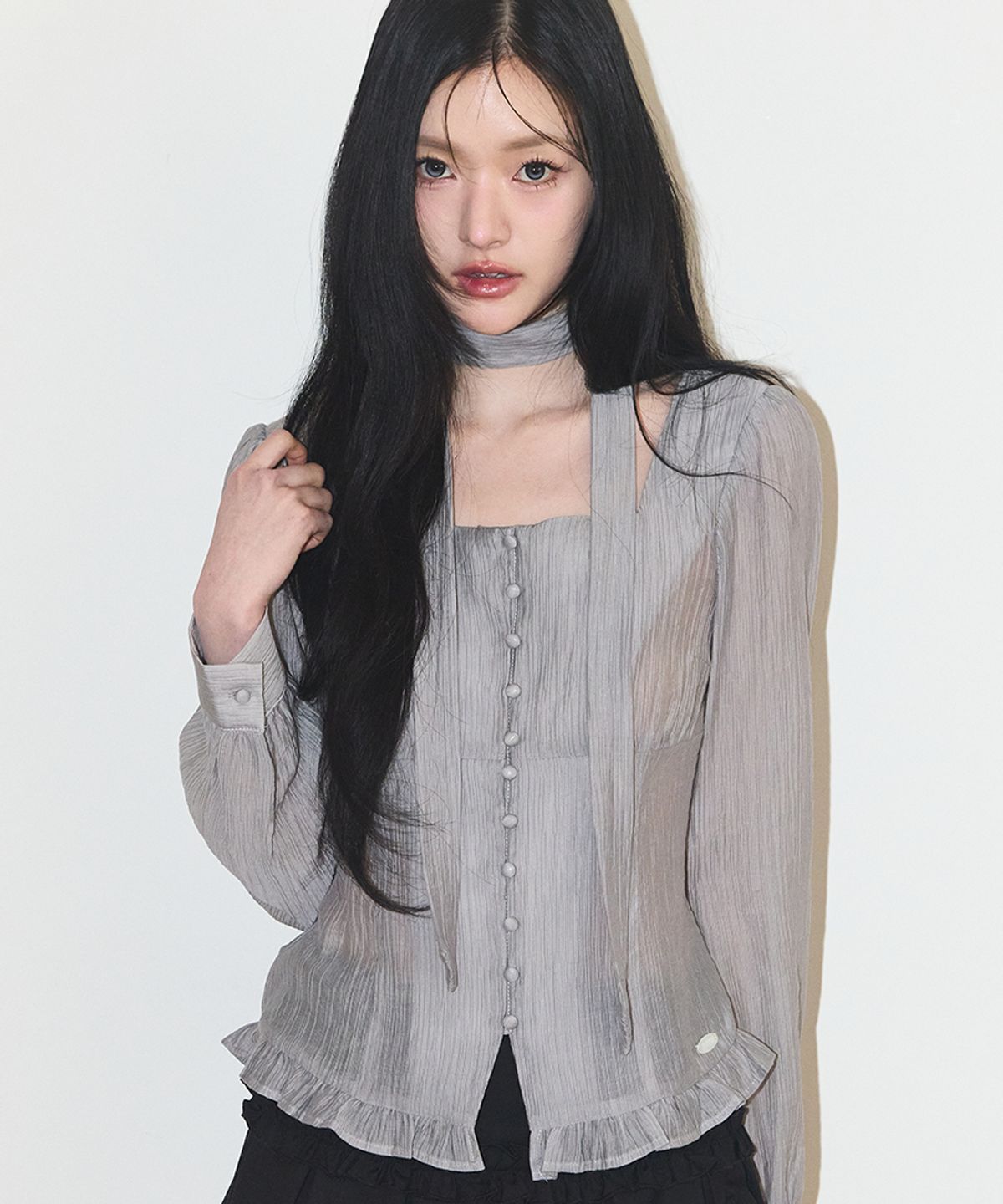 일리고(ILLIGO) 리본 타이 스퀘어넥 롱블라우스 그레이