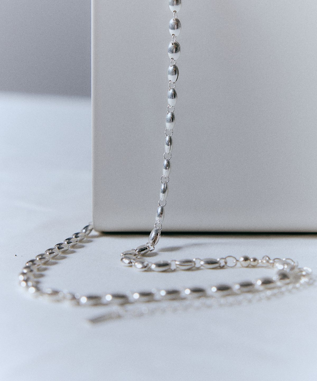 탁토(TACTO) 우노 목걸이  UNO NECKLACE