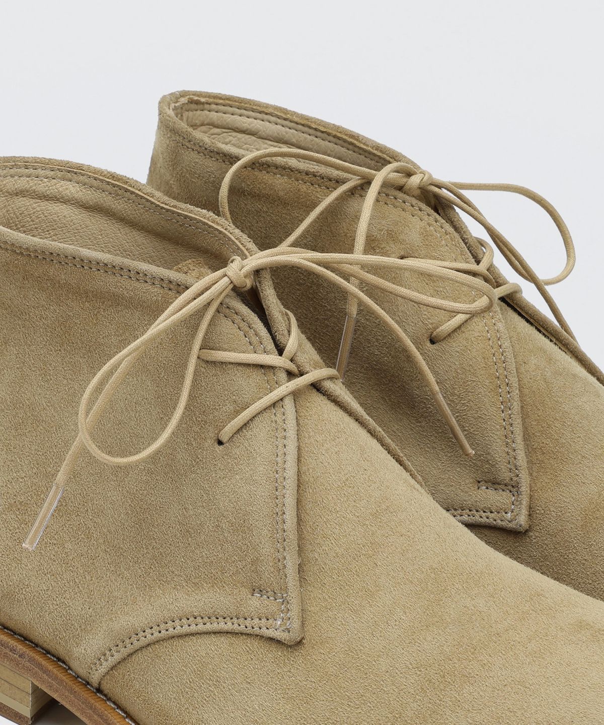 피렌체 아뜨리에(FIRENZE ATELIER) [홍창] 앵클라인 솔리드 처커부츠 2700 [ASH BEIGE SUEDE]