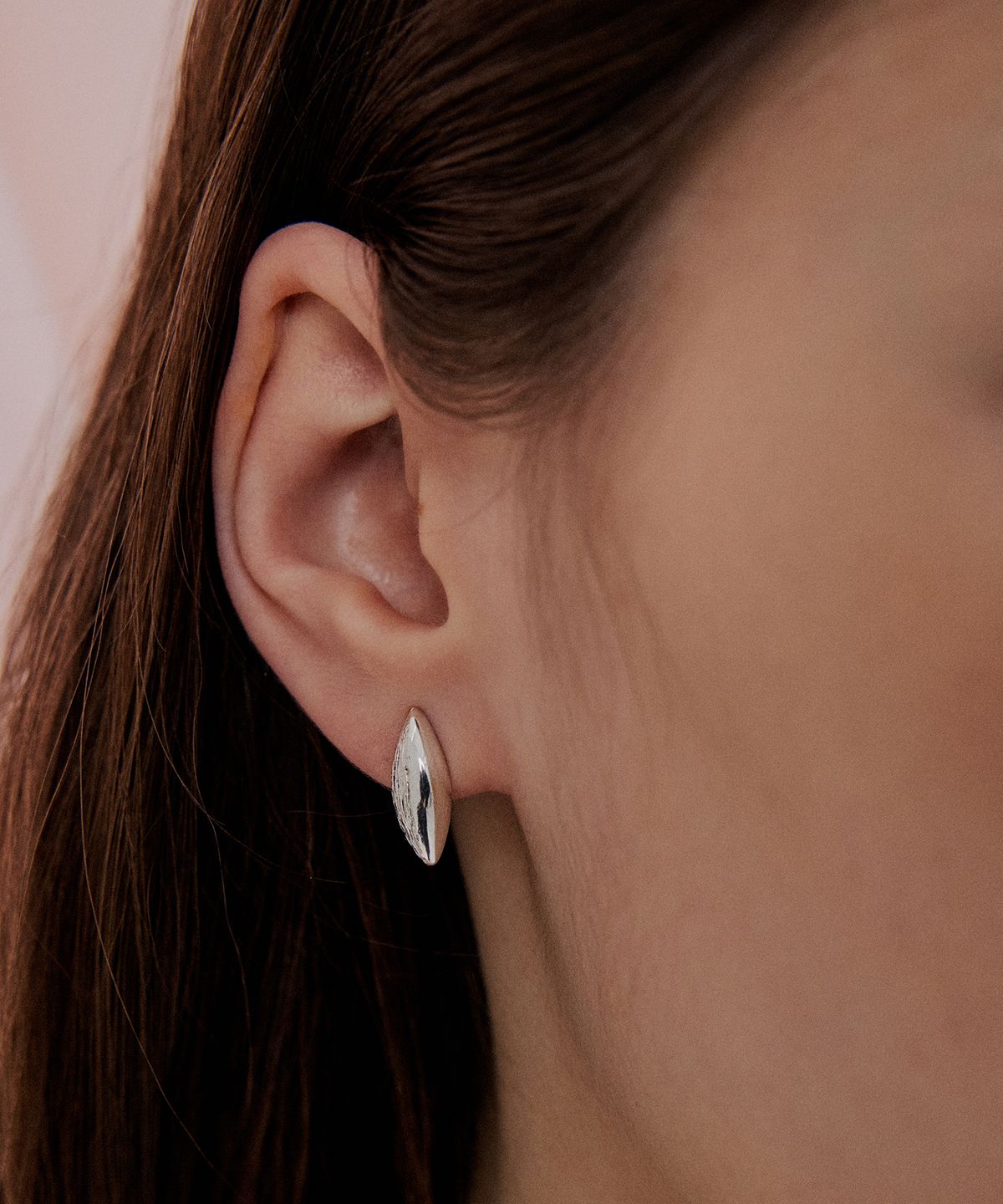 뷰린(BURIN) 유영 Half flow Earrings