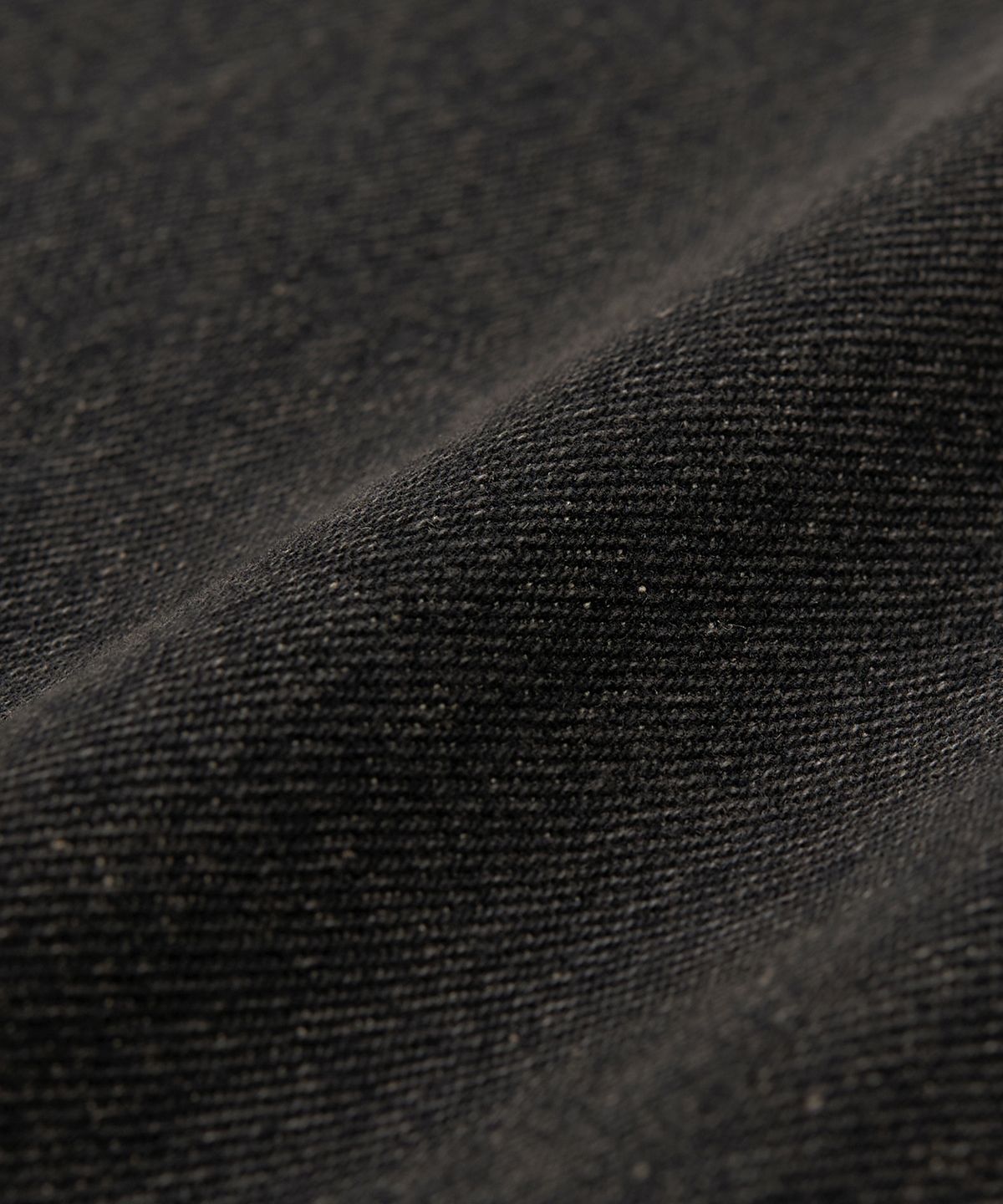 엑스컨테이너(EXCONTAINER) 딥 커브드 데님 팬츠 (DUSTY BLACK)