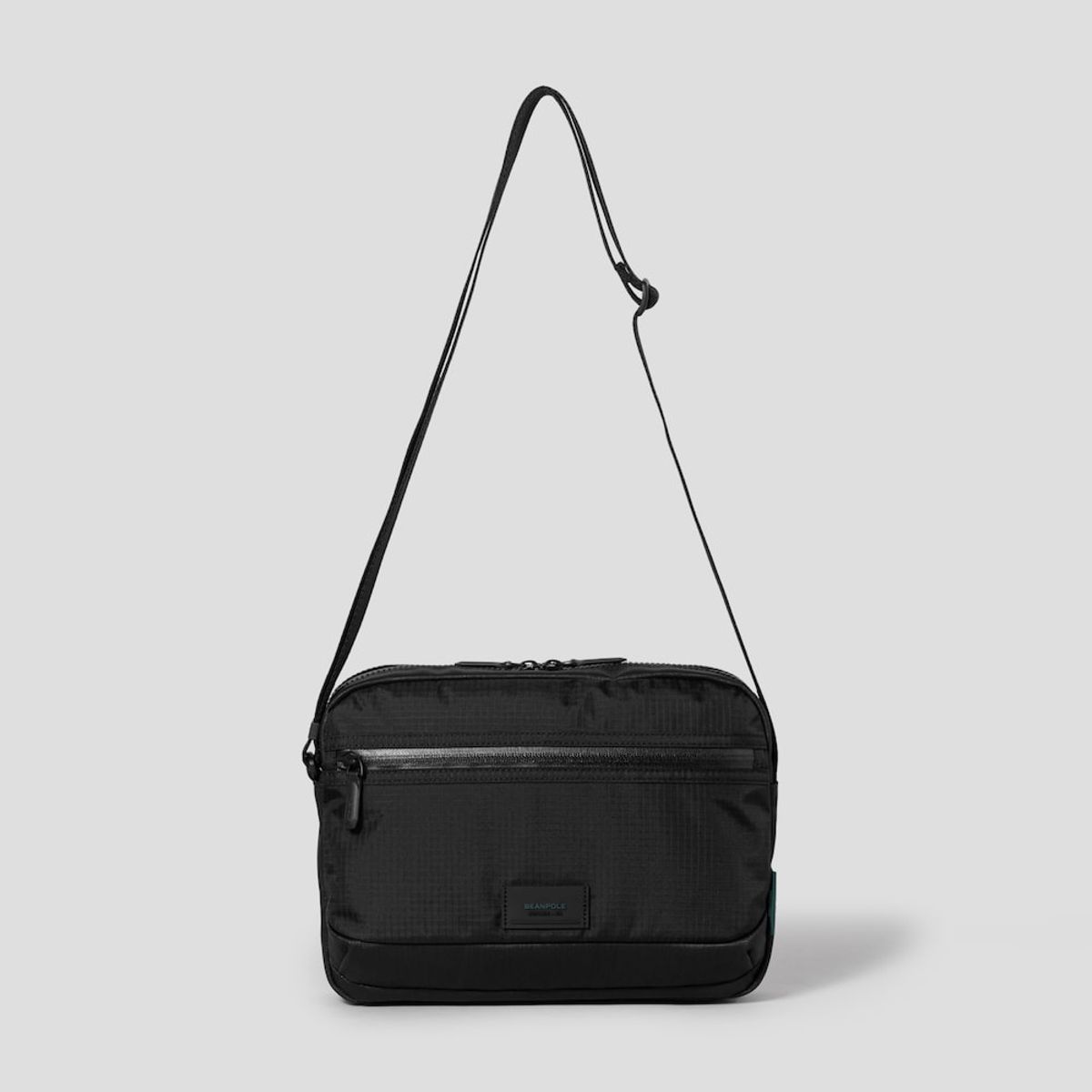 빈폴 액세서리(BEANPOLE ACCESSORY) 디노 가로메신저  블랙