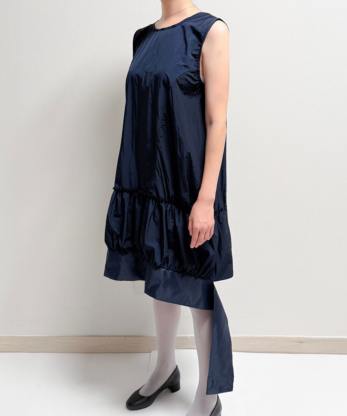 이서이(ESEOE) new dress dress Dark navy