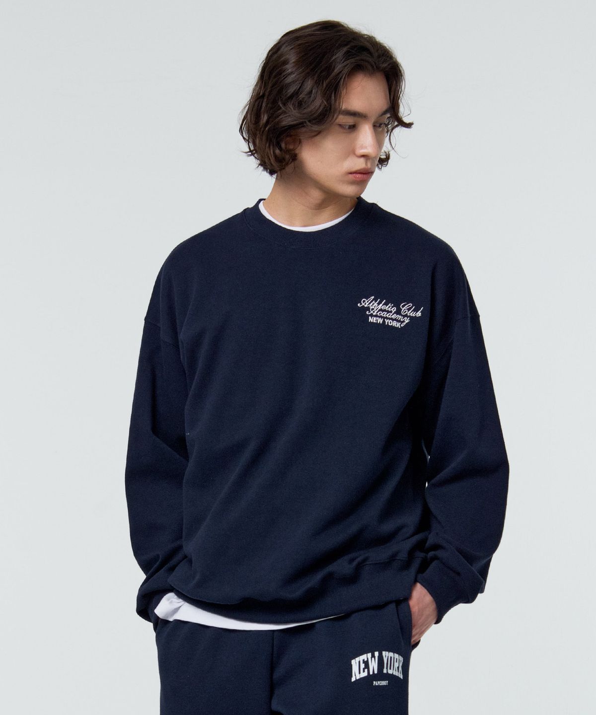 페이퍼보이(PAPERBOY) NYC 아카데미 스웨트셔츠-네이비
