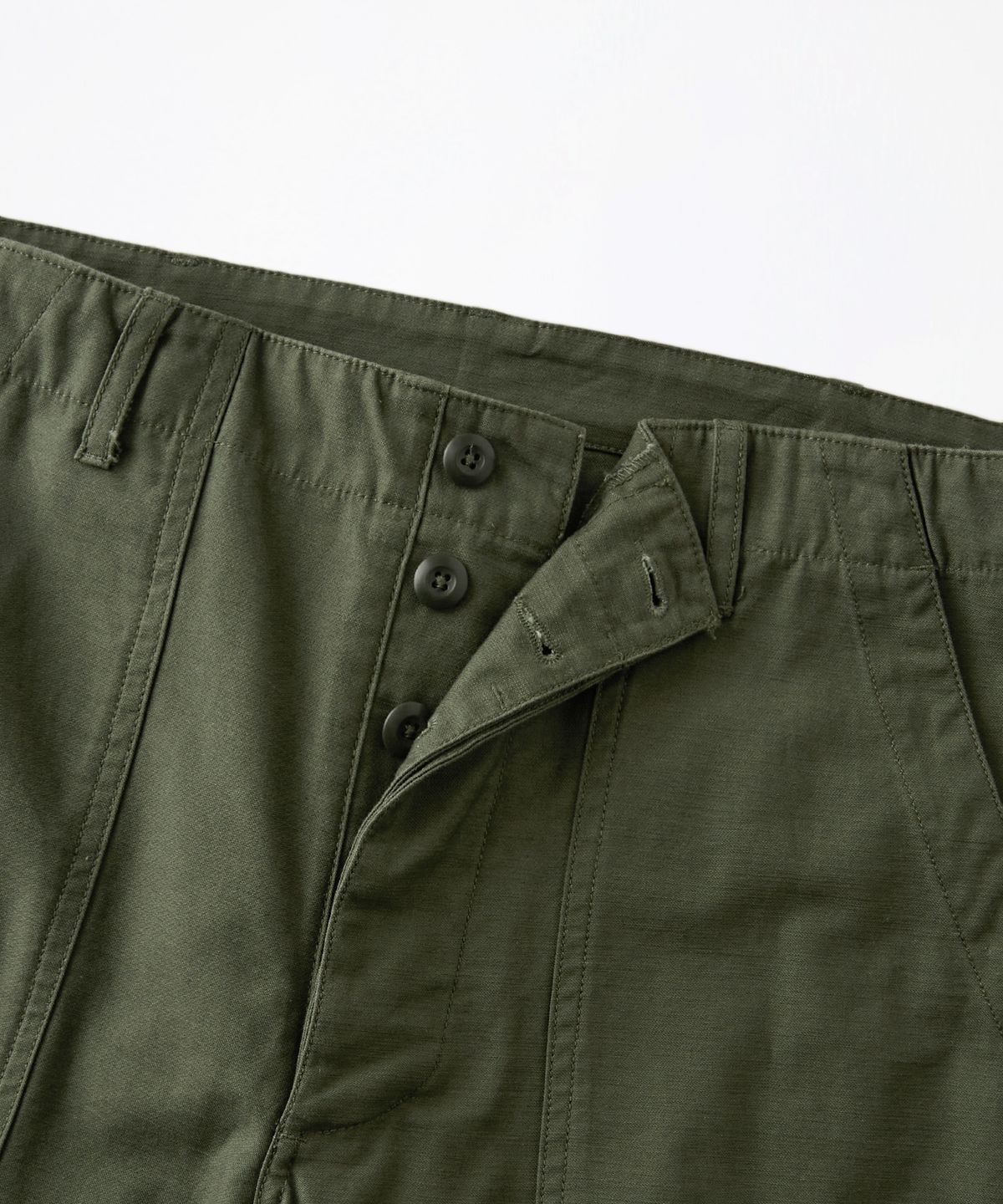 아웃스탠딩(OUTSTANDING) BACK SATIN FATIGUE PANTS (STRAIGHT FIT)_OLIVE GREEN