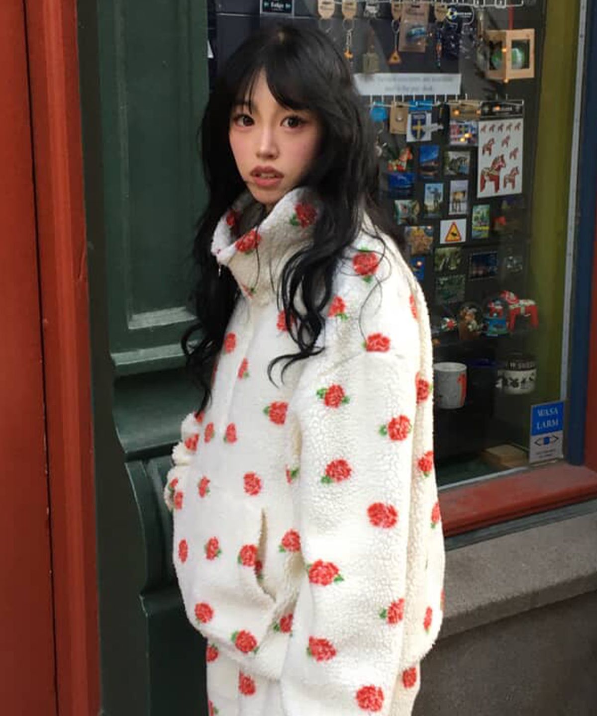 유희(YOUHEE) ROSE PATTERN FLEECE ANORAK IVORY