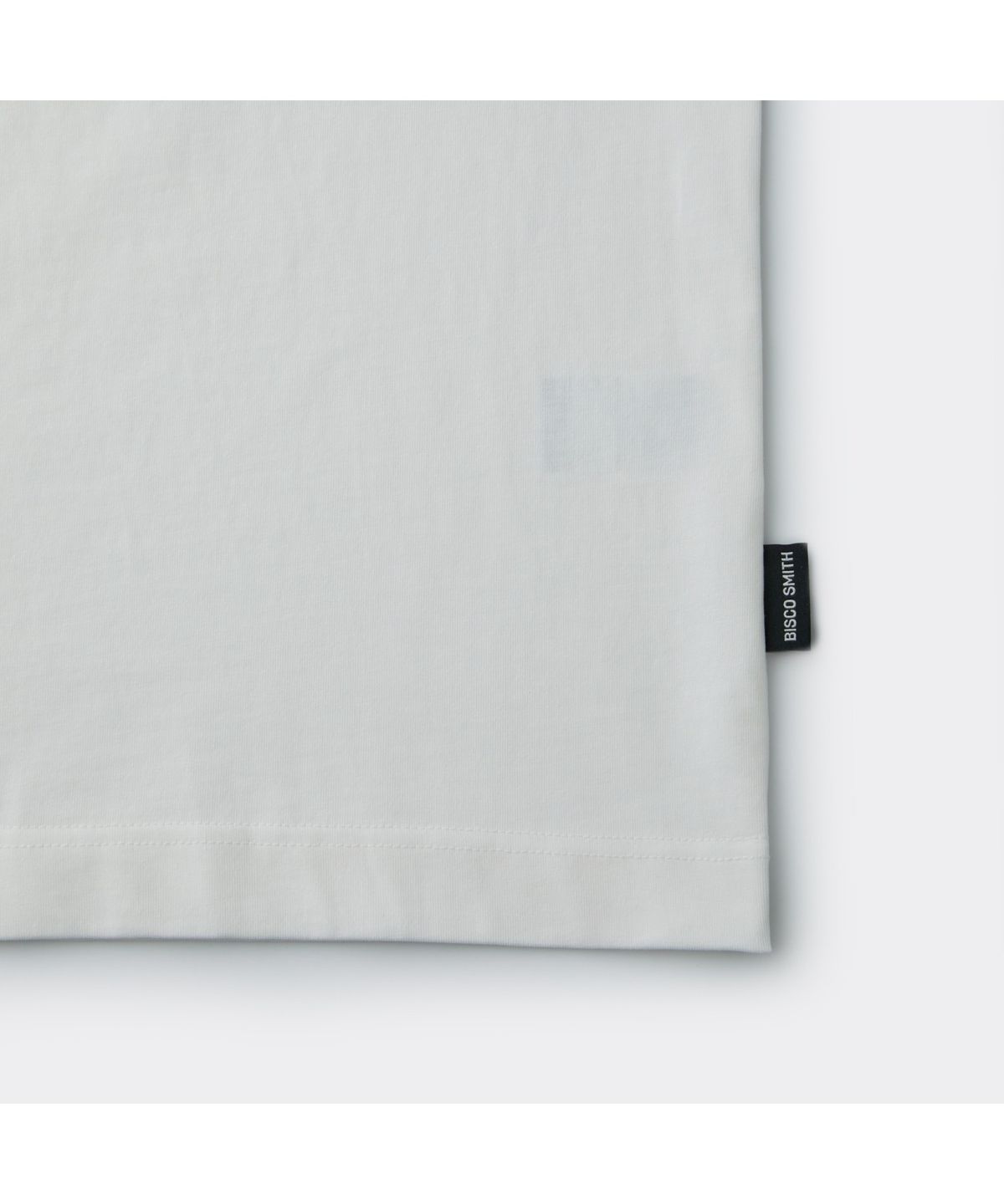 커스텀멜로우(CUSTOMELLOW) [BISCO SMITH] White Graphic Half Sleeve T-shirt CWTAW25913WHX