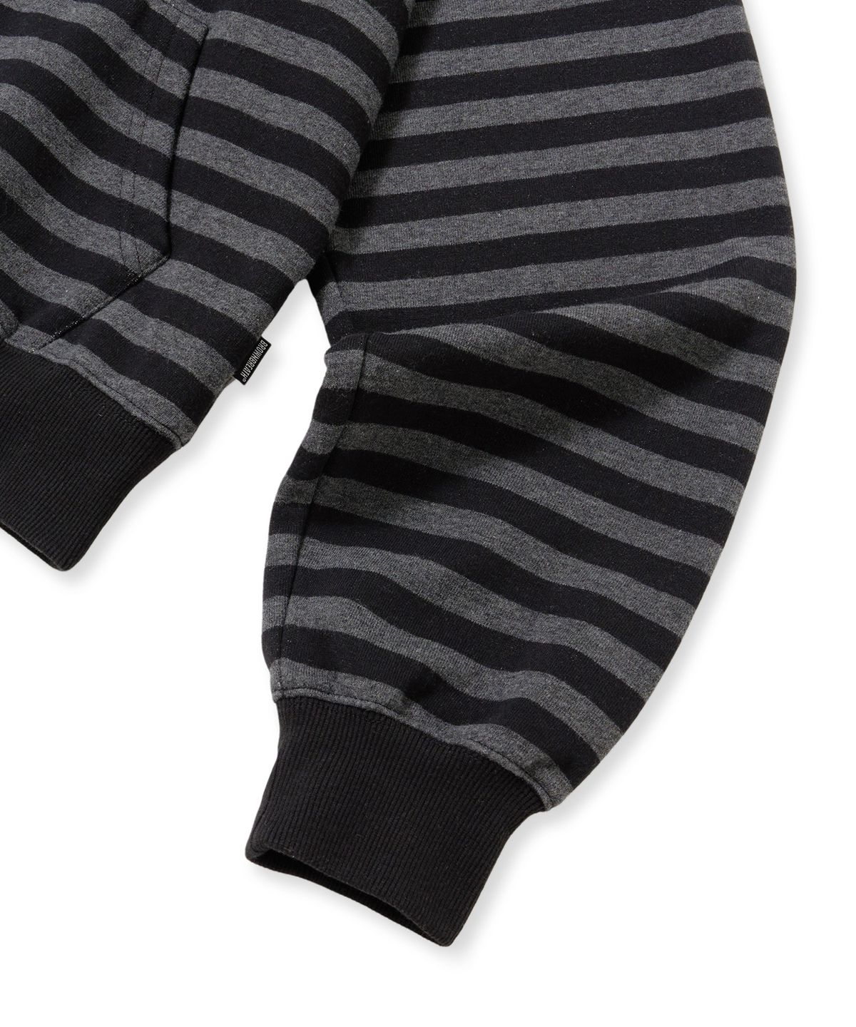 브라운브레스(BROWNBREATH) W STRIPE TAG CROP HOODIE - BLACK/CHARCOAL