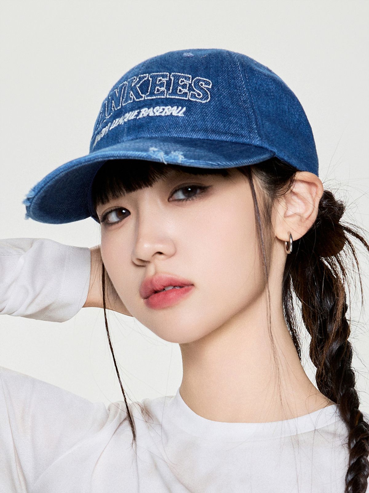 엠엘비(MLB) 데님 엠보 언스트럭쳐 볼캡 NY (L.Blue)