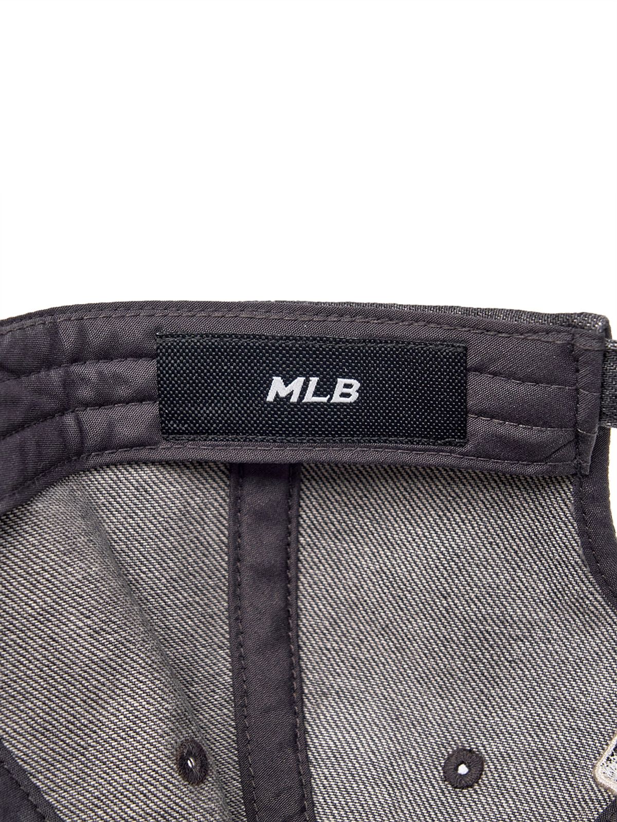 엠엘비(MLB) 데님 엠보 언스트럭쳐 볼캡 NY (Charcoal Grey)
