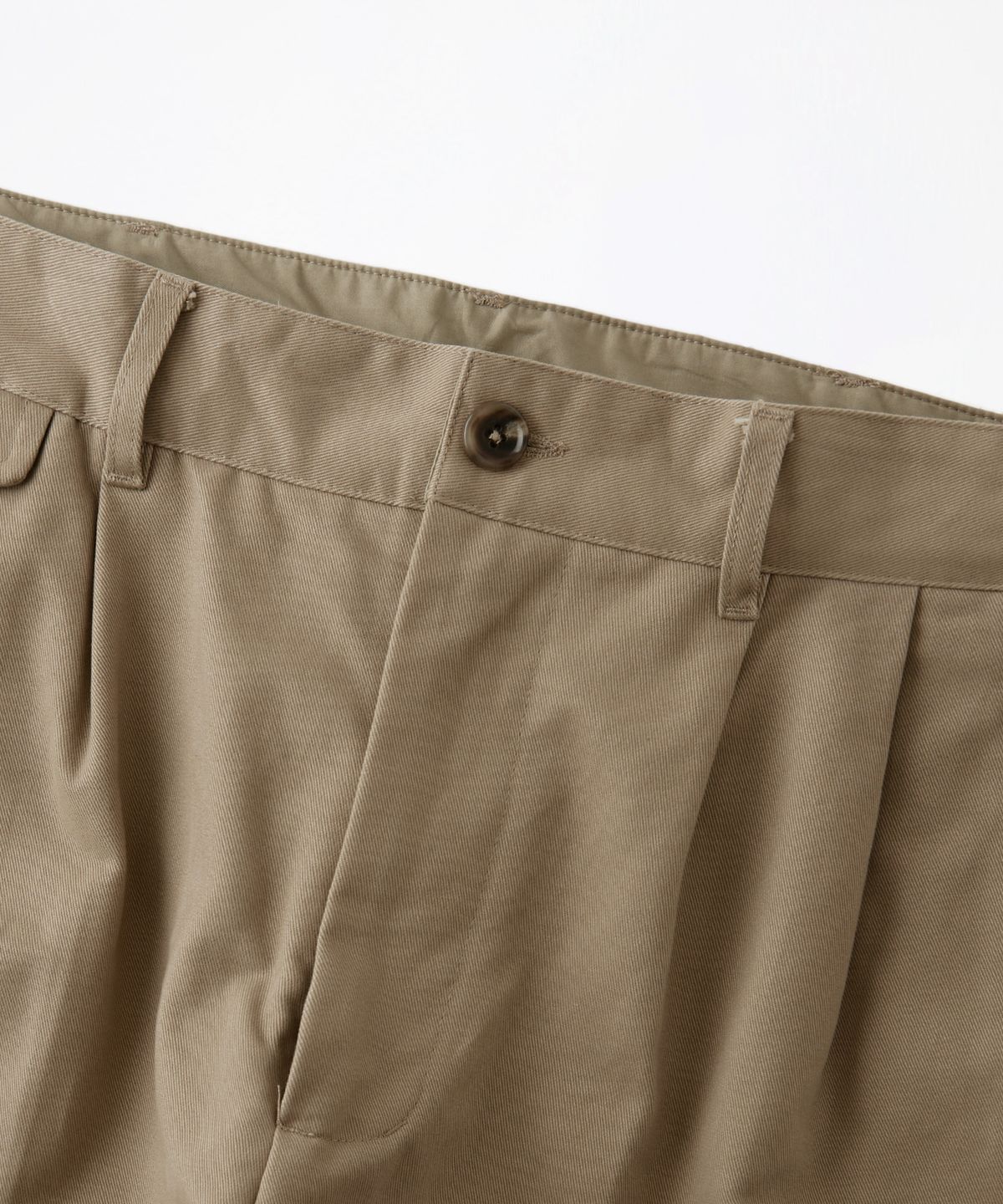아웃스탠딩(OUTSTANDING) HIGH DENSITY COTTON DOUBLE PLEATED PANTS_BEIGE
