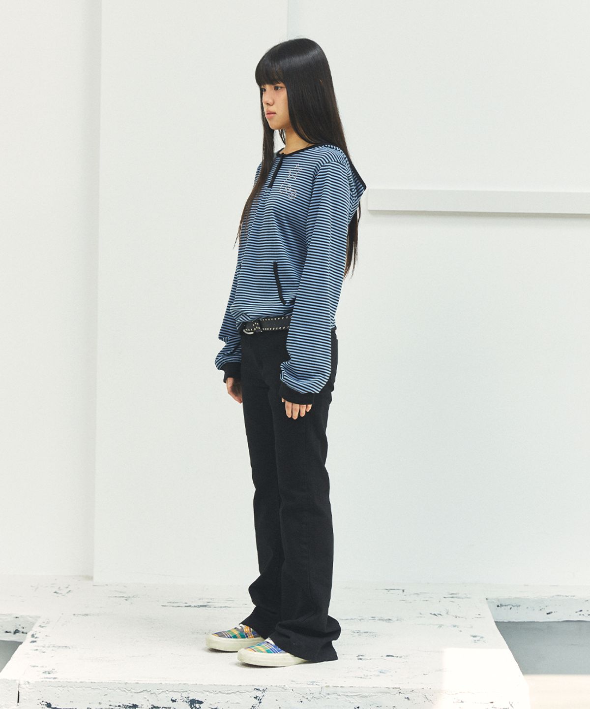 카비시(CAVISH) W STUD STRIPED HOODIE NAVY(CV2FFFM403A)