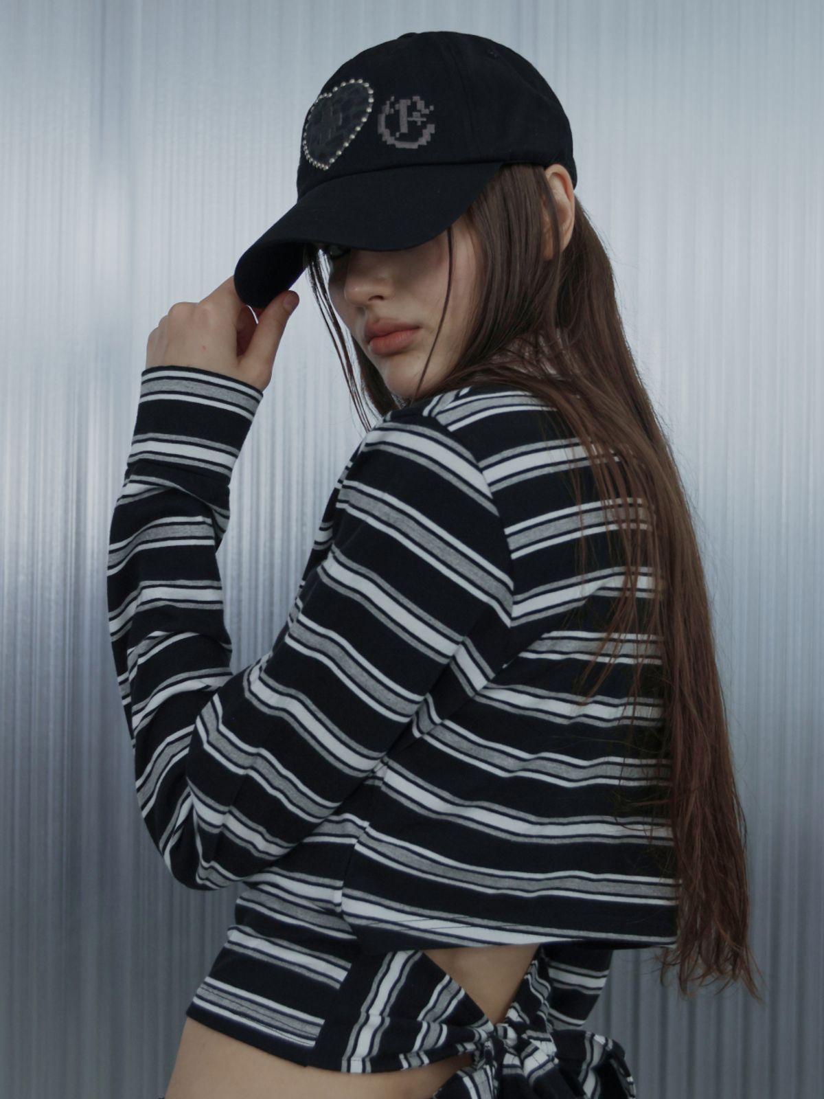 셋업이엑스이(SETUP-EXE) LEO APPLIQUE BALL CAP / BLACK