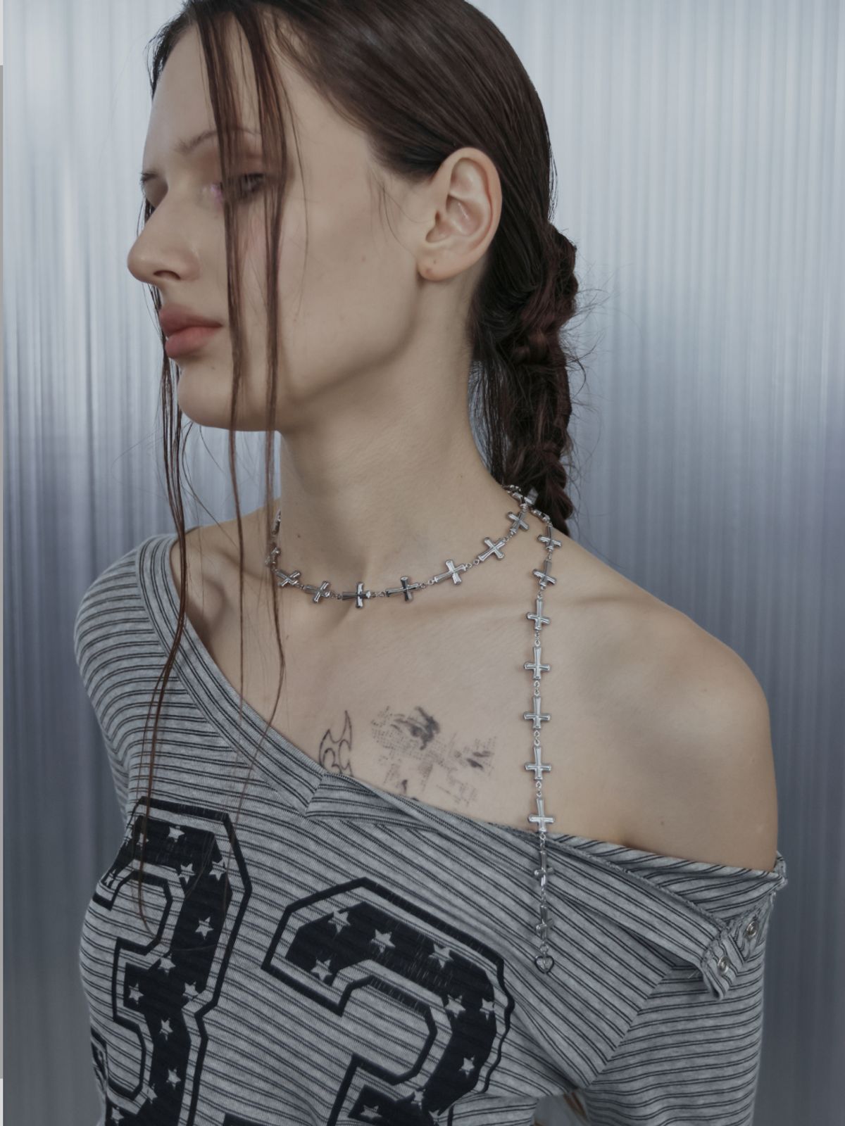 셋업이엑스이(SETUP-EXE) DROP CROSS NECKLACE / SILVER