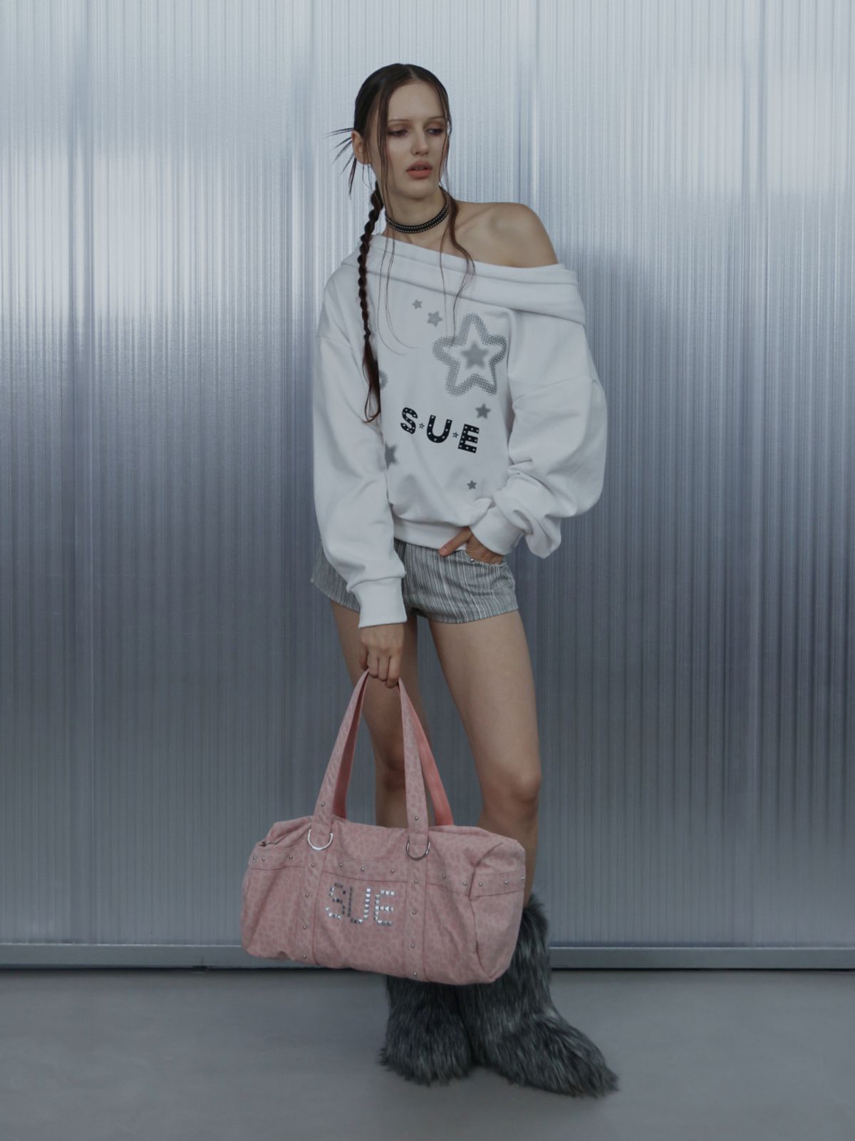 셋업이엑스이(SETUP-EXE) LEO STUDDED DUFFEL BAG / PINK