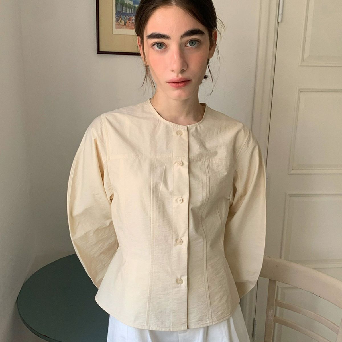 리리수(LILISU) Para Blouse / Beige