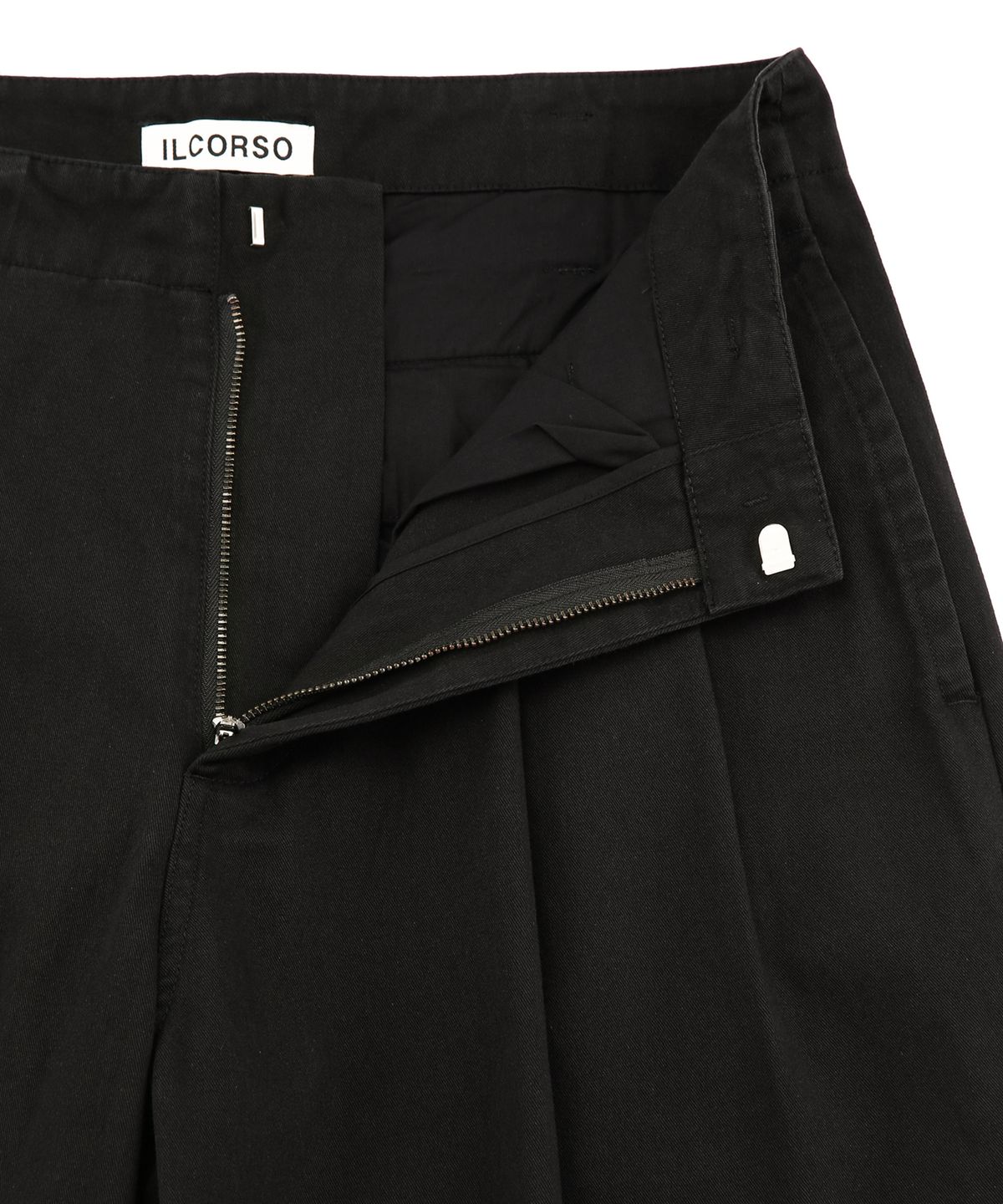일꼬르소(IL CORSO) 노우키 투턱 치노 팬츠 블랙 IEPA5F007BK