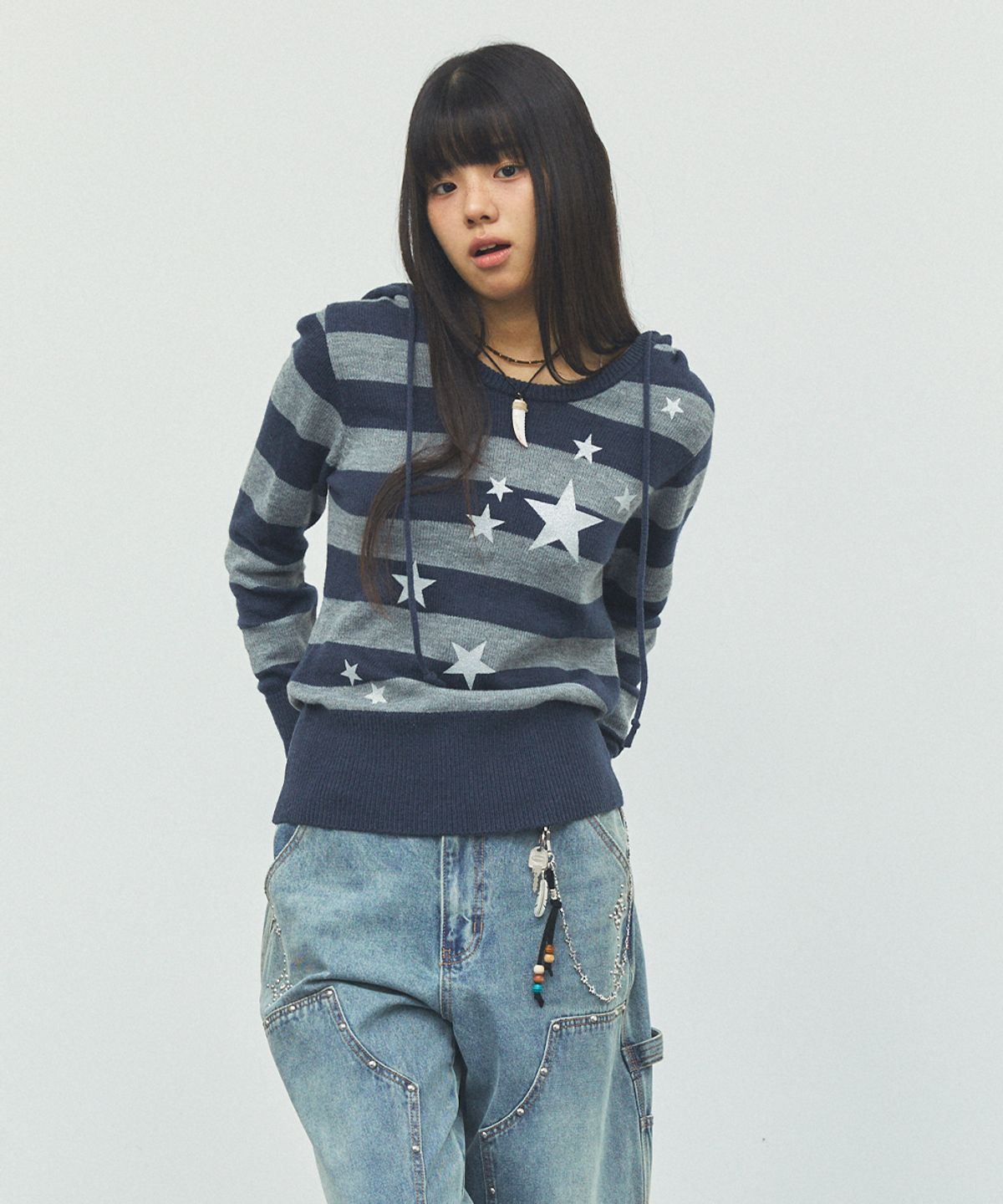 카비시(CAVISH) W U NECK STRIPED STAR KNIT HOODIE NAVY(CV2FFFK601A)