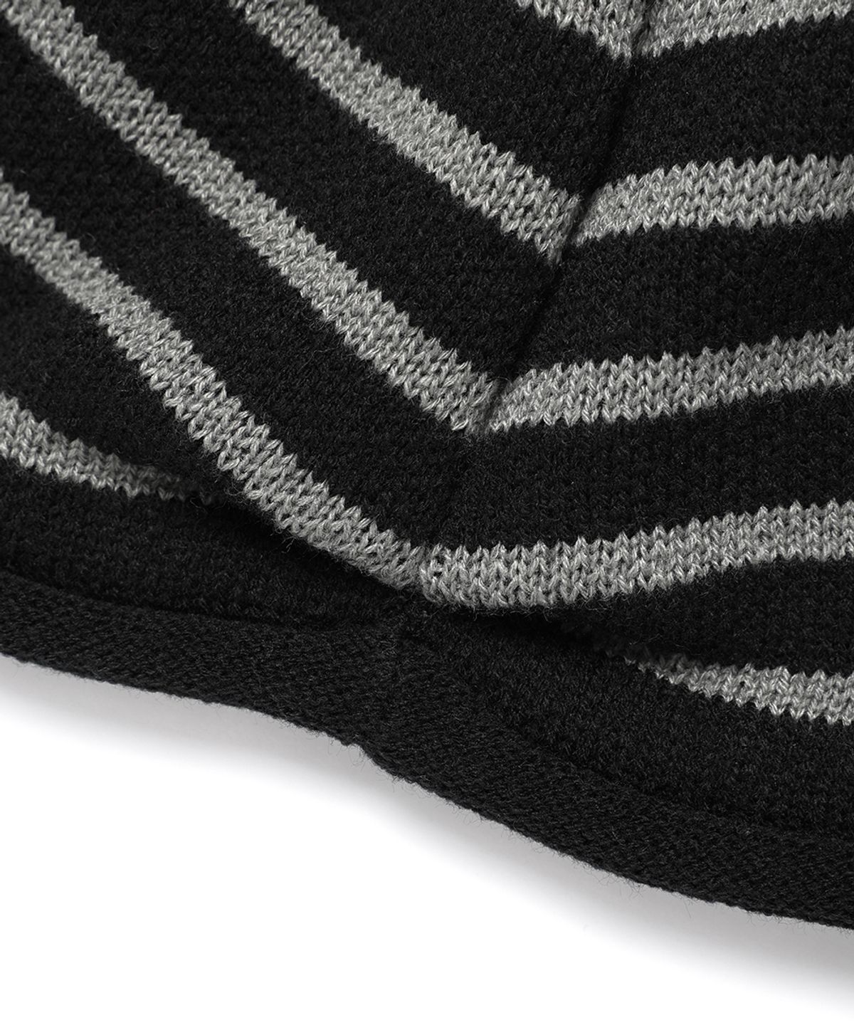 카비시(CAVISH) SKULL CAT STRIPED BEANIE BLACK(CV2FFUAB32A)