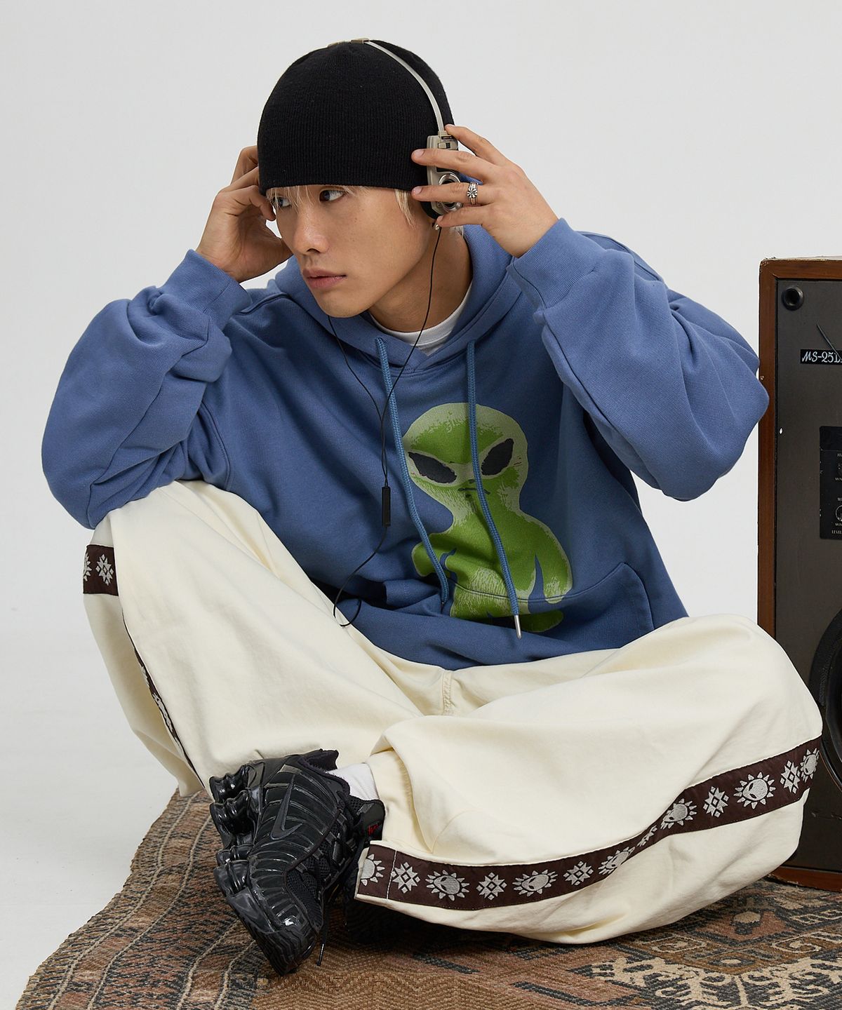 후드후드(HOODHOOD) 에일리언 그래픽 후드 더스트블루