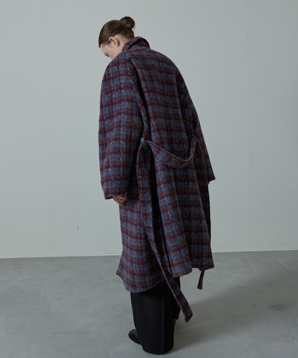 아흐레(AHRE) Dros Wool Check Belted Balmacaan Coat_PURPLE