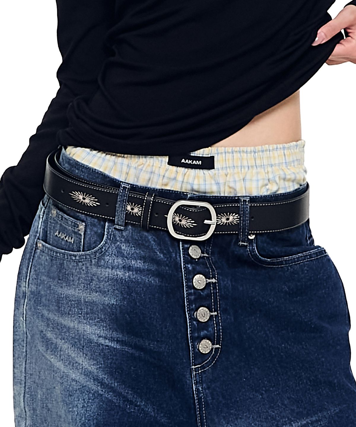아캄(AAKAM) Needlework Studded Belt (Black)