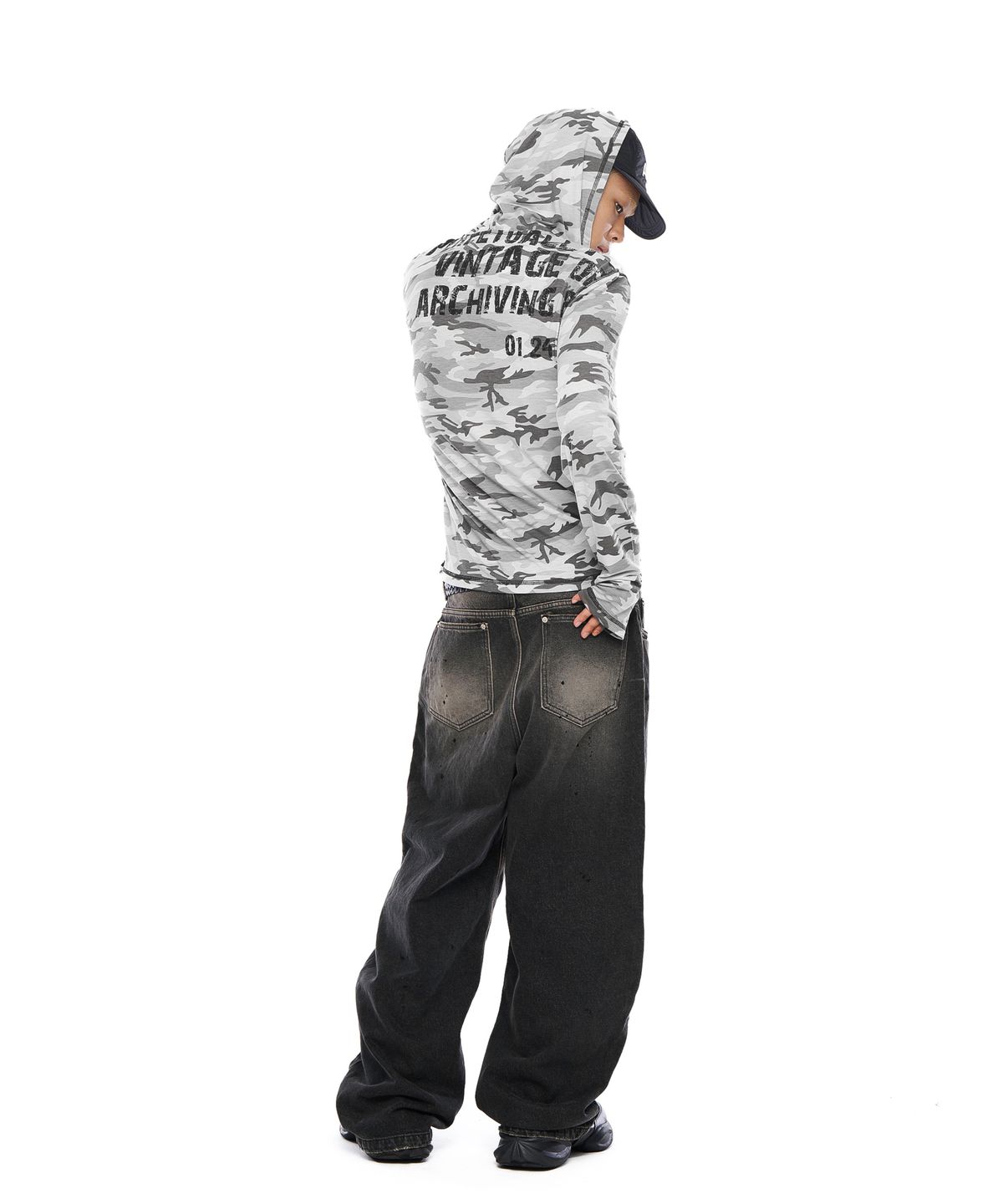 아캄(AAKAM) Paint Washed Denim Pants (Black)