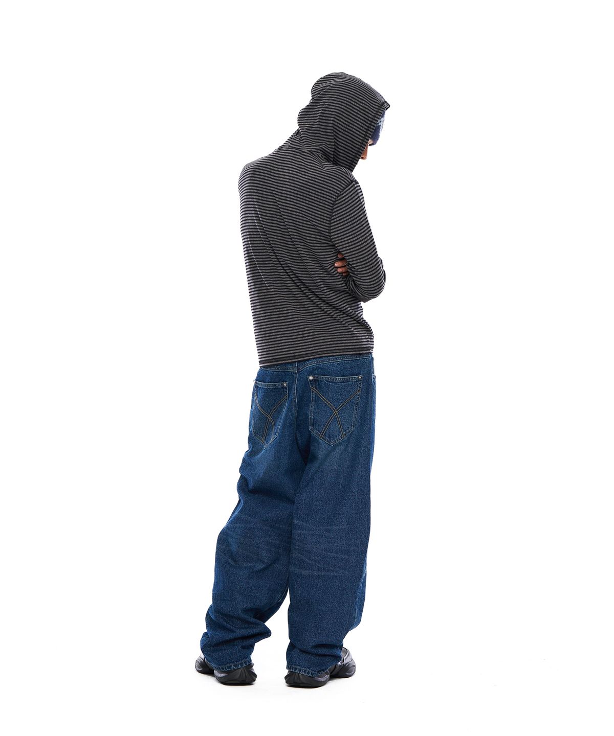 아캄(AAKAM) Incision Eyelet Washed Denim Pants (Blue)