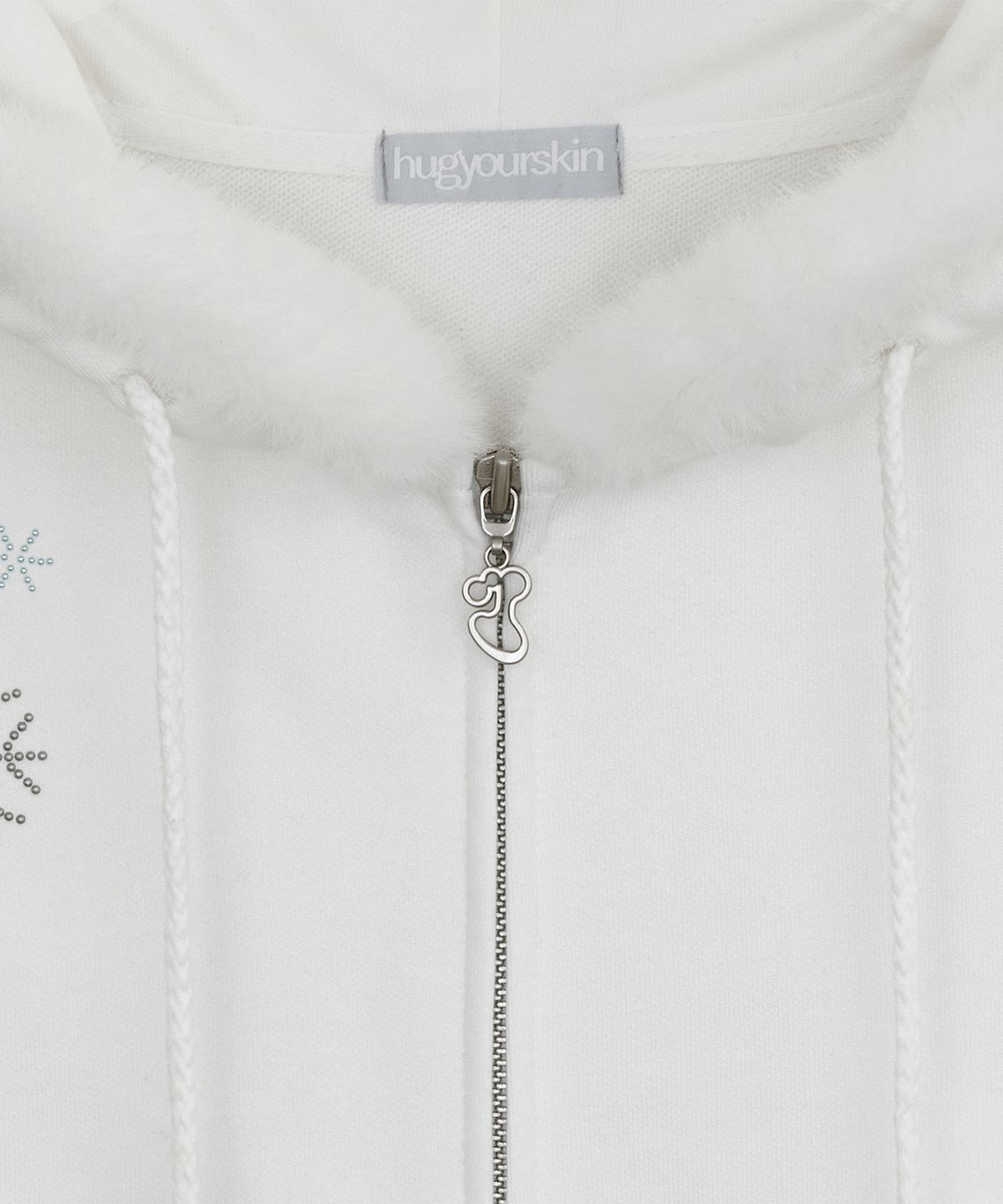 허그유어스킨(HUG YOUR SKIN) 핫픽스 퍼 후드집업 (화이트)
