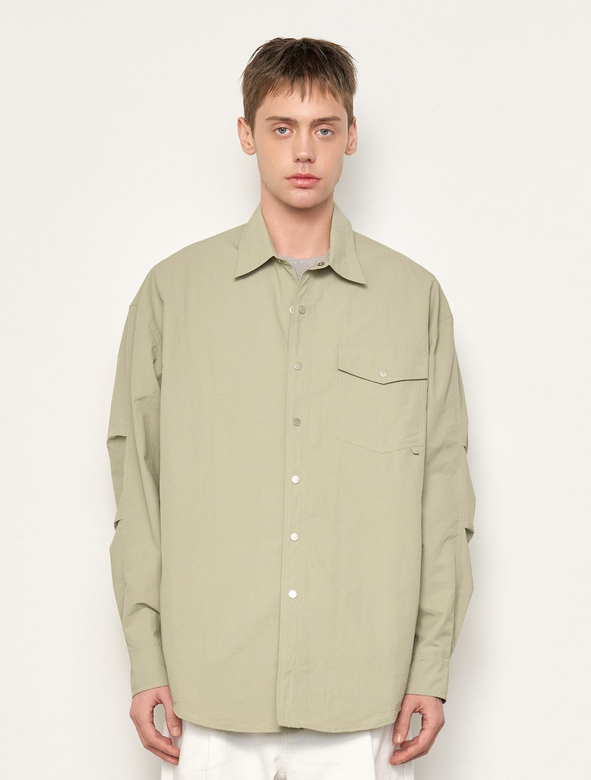 제너럴아이디어(GENERALIDEA) MAN 나일론 셔츠 자켓 [LIGHT KHAKI] / SBE1M07005