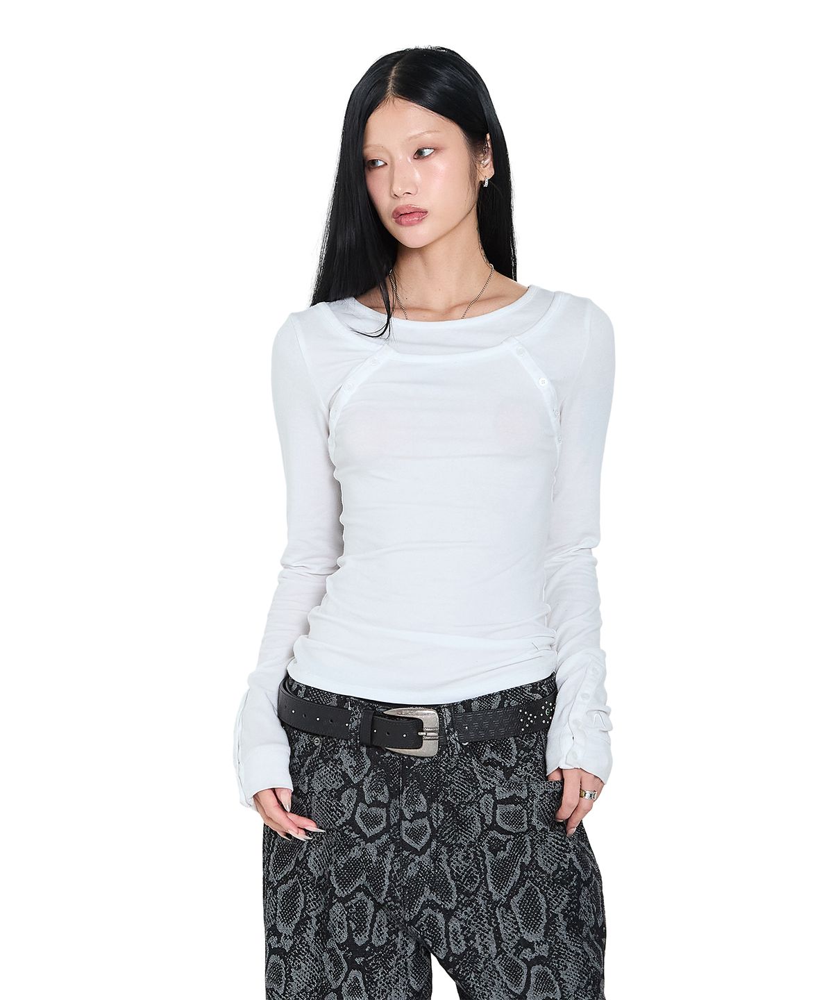 아캄(AAKAM) Layered Long Sleeve (White)