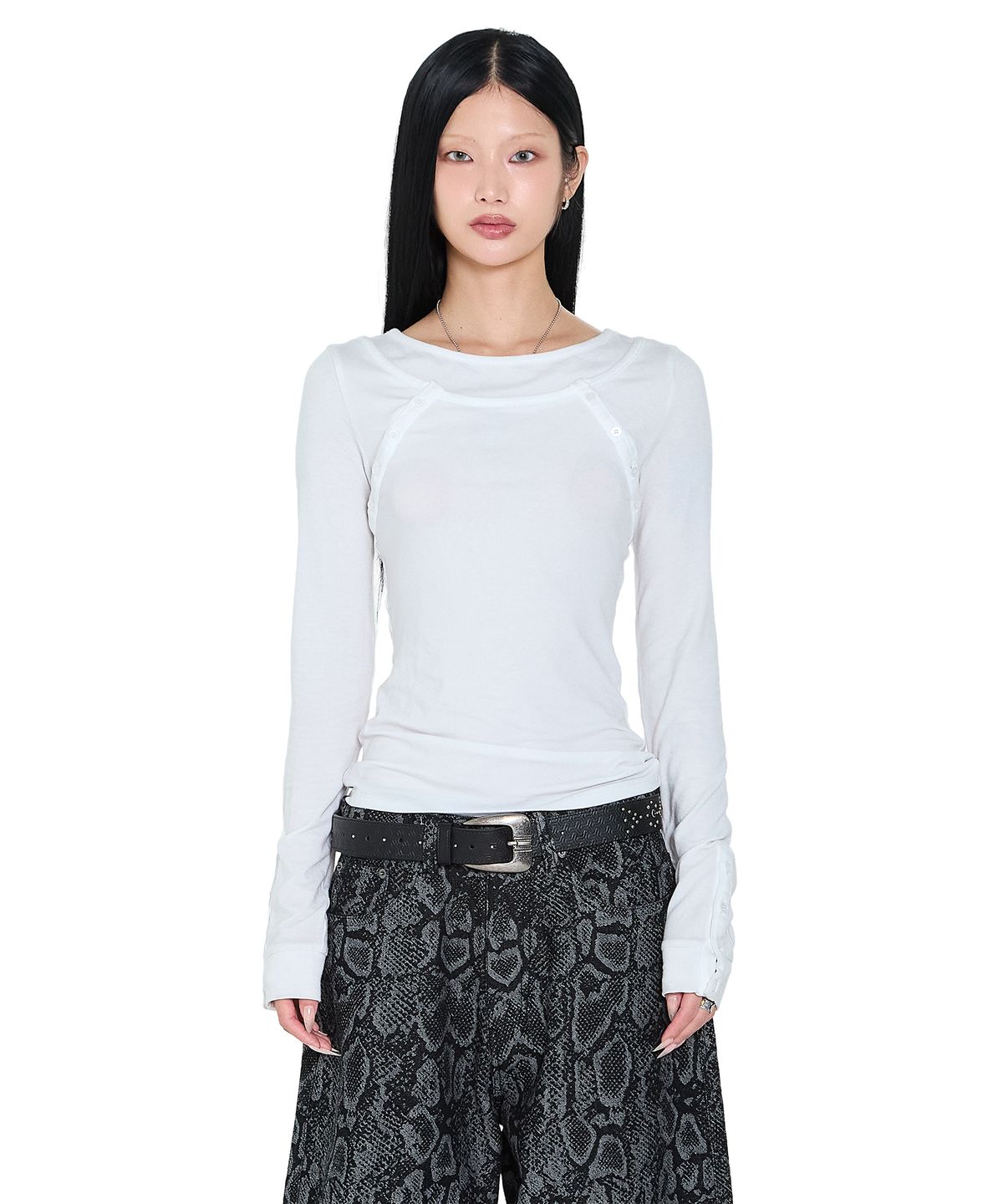 아캄(AAKAM) Layered Long Sleeve (White)