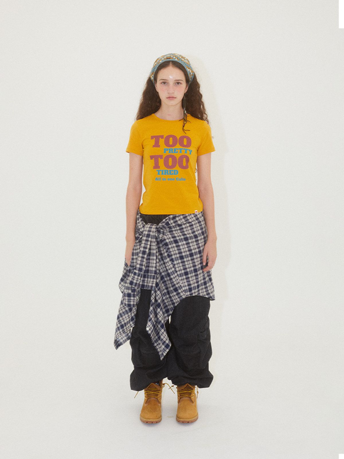 에즈이프 캘리(ASIF CALIE) TOO TOO CALIE T-SHIRT MUSTARD