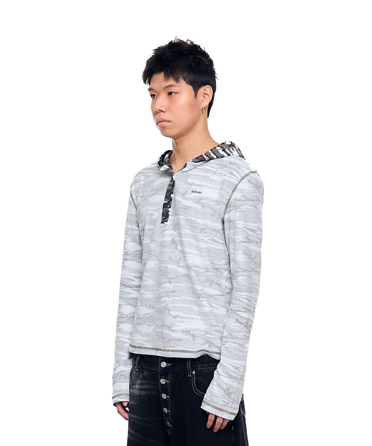 아캄(AAKAM) Camo Contrast Hooded Long Sleeve (White)