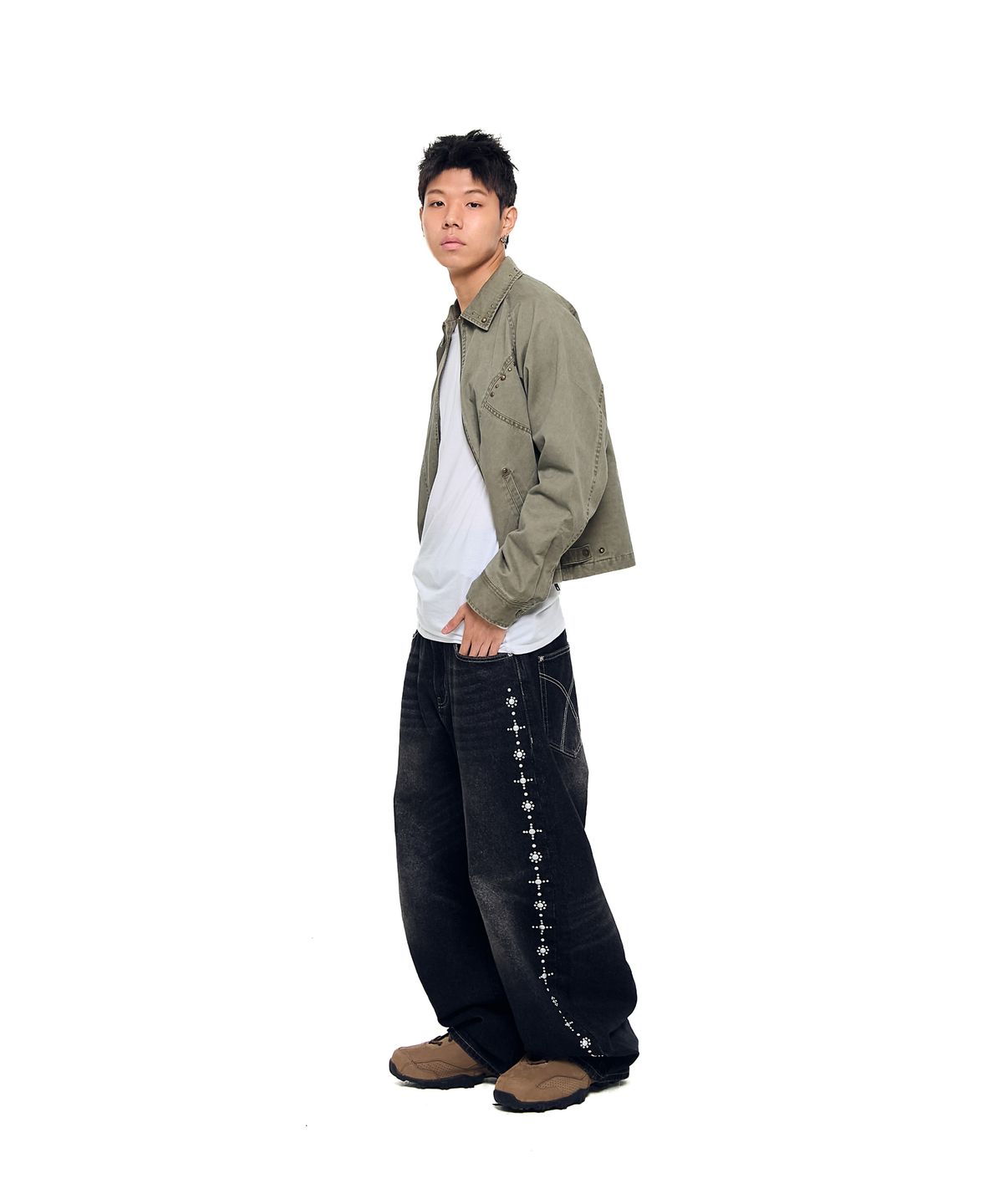 아캄(AAKAM) Incision Studded Cotton Jacket (Khaki)