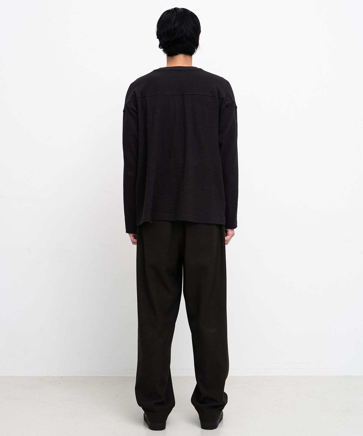 셔터(SHIRTER) FINE SLUB SHIRT T-SHIRT (BLACK)
