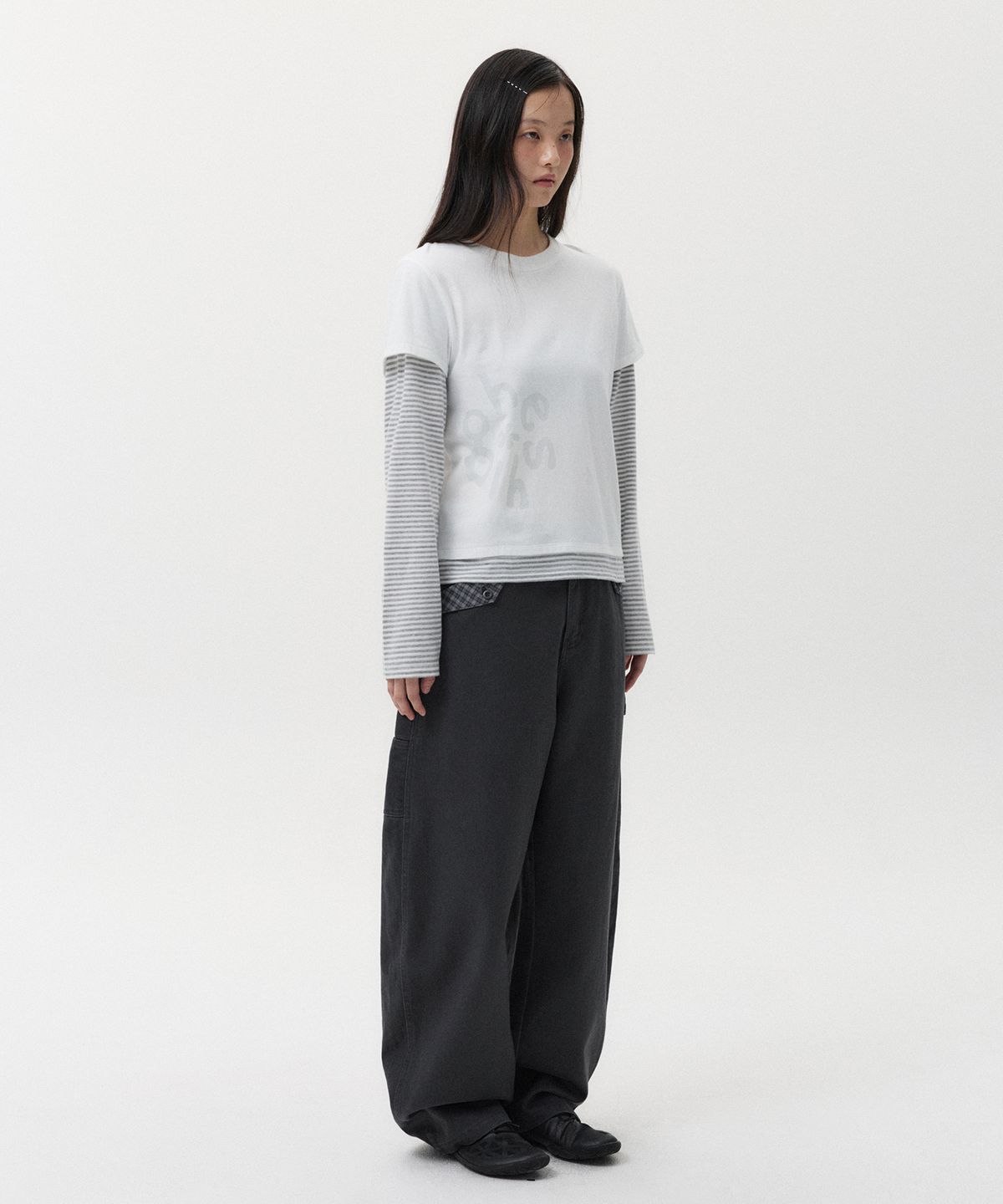 오헤시오(OHESHIO) LOGO LAYERED STRIPE LONG T-SHIRT, WHITE