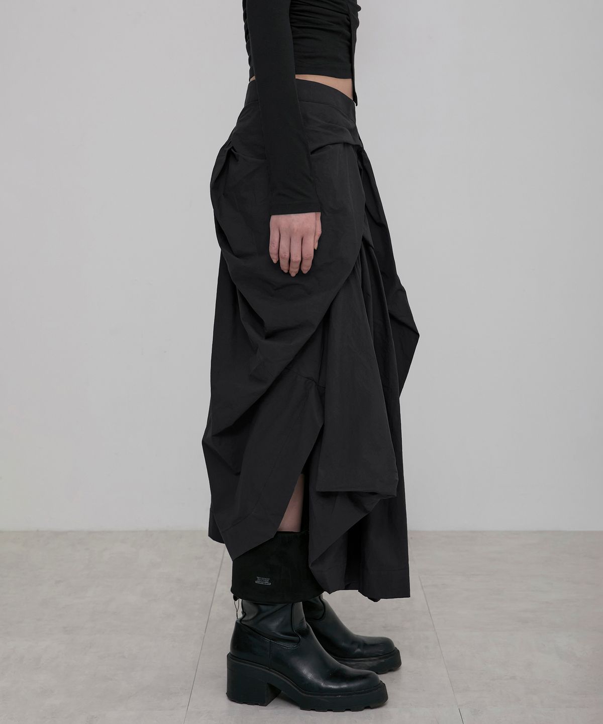 플레어업(FLAREUP) Asymmetrical Draped Layered Long Skirt (FL-256_Black)