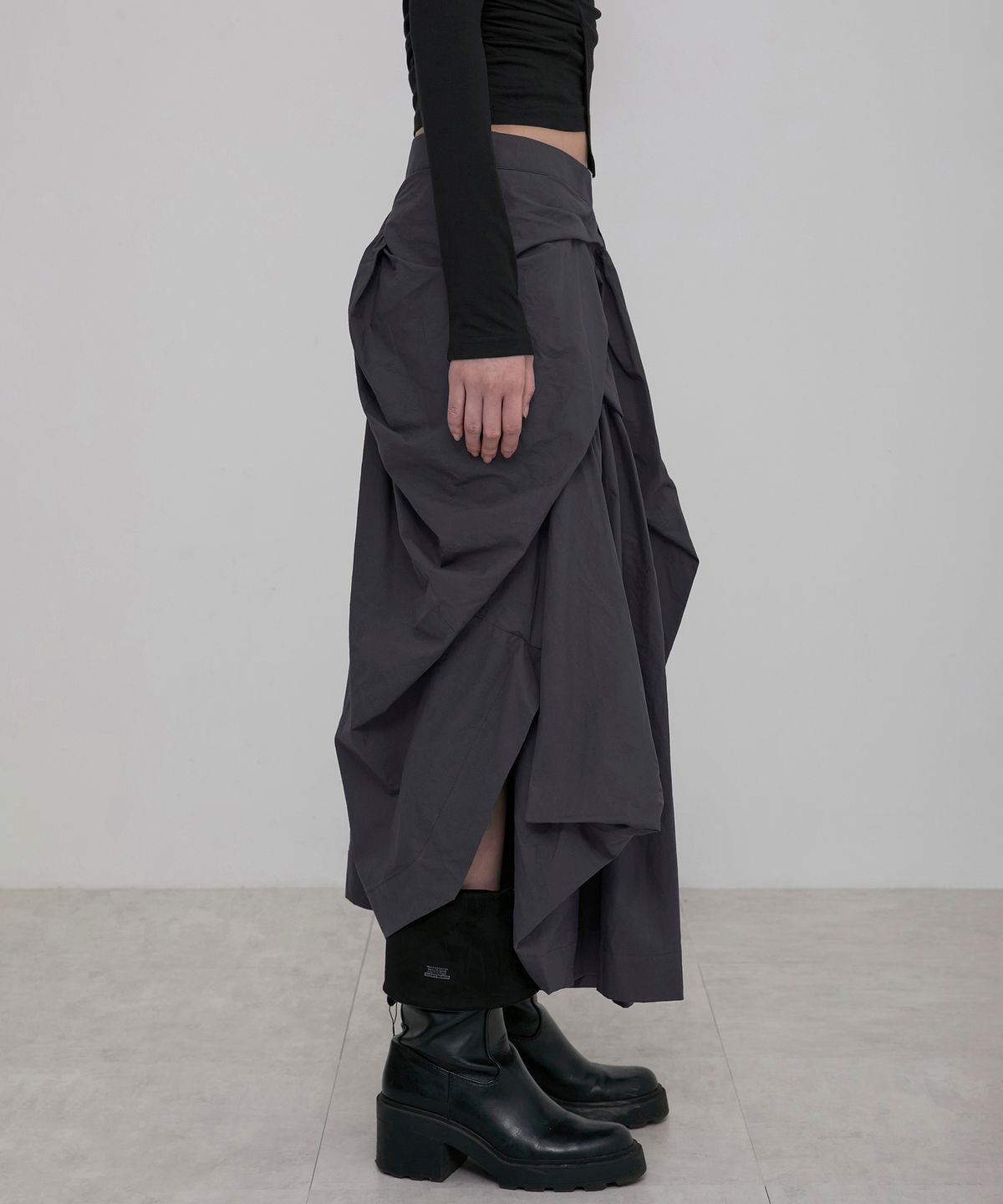 플레어업(FLAREUP) Asymmetrical Draped Layered Long Skirt (FL-256_Black)