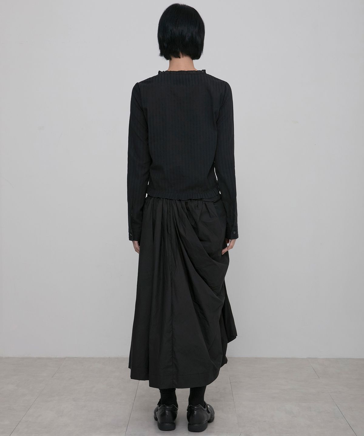 플레어업(FLAREUP) Saya Frill Puff Long Blouse (FL-190_Black)