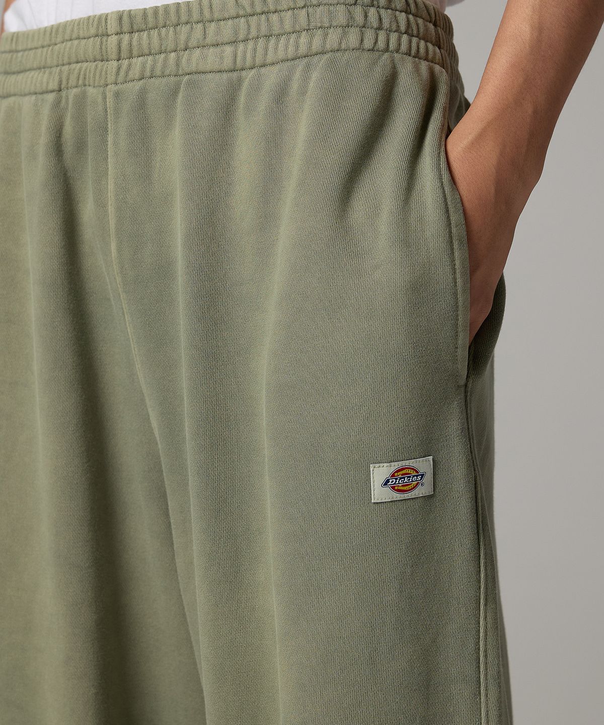 디키즈(DICKIES) 가먼트 다이드 베이직 스웨트 팬츠 Olive