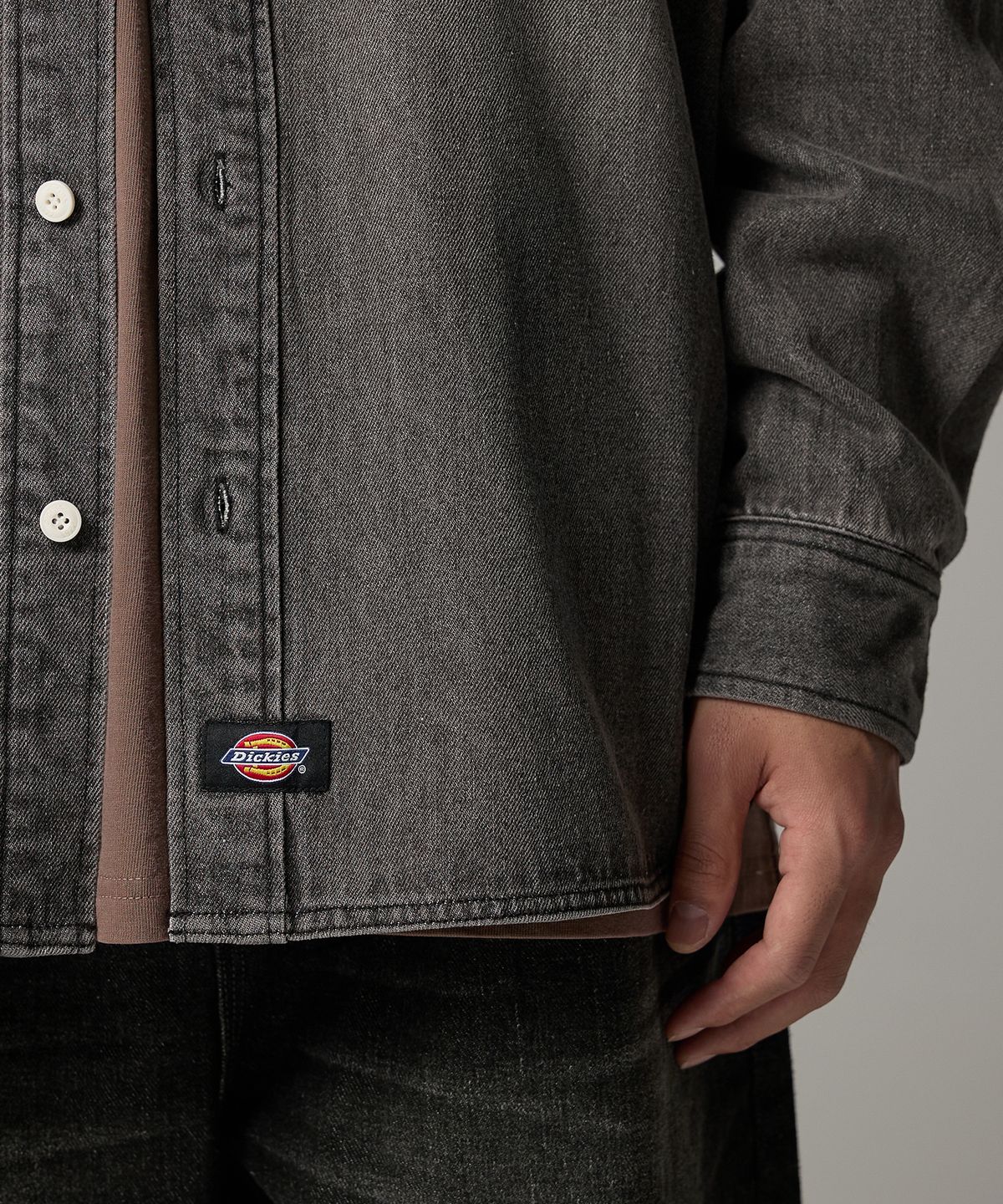 디키즈(DICKIES) 더블 포켓 워시드 데님 셔츠 Black
