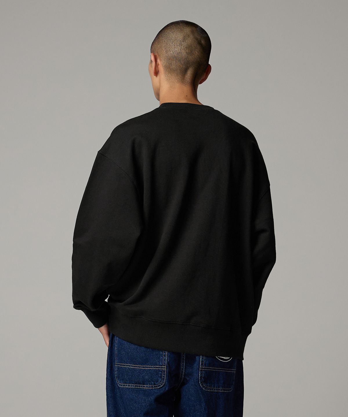 디키즈(DICKIES) 트리 로고 스웨트셔츠 Black